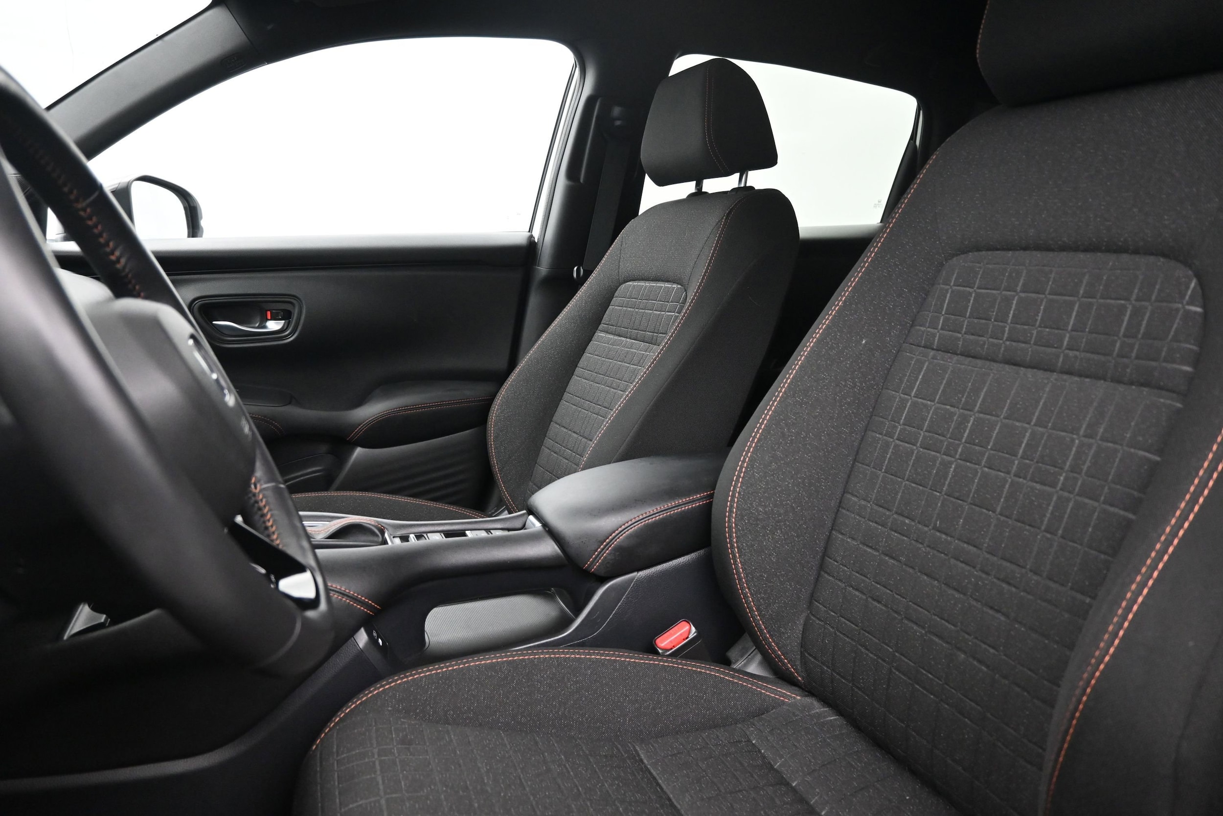 2025 Honda HR-V Sport - Photo 11