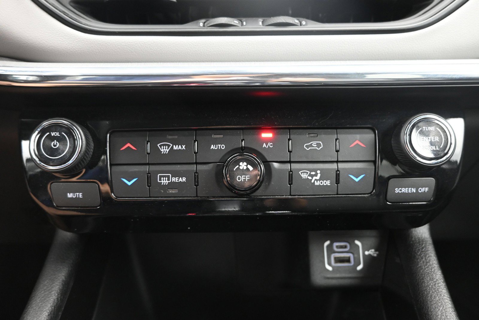 2022 Jeep Compass Limited - Photo 18