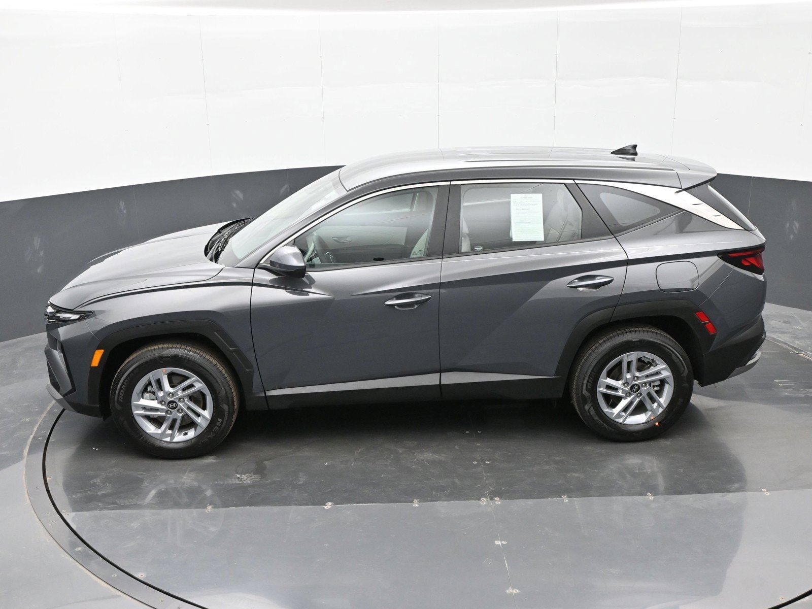 2026 Hyundai Tucson SE - Photo 36