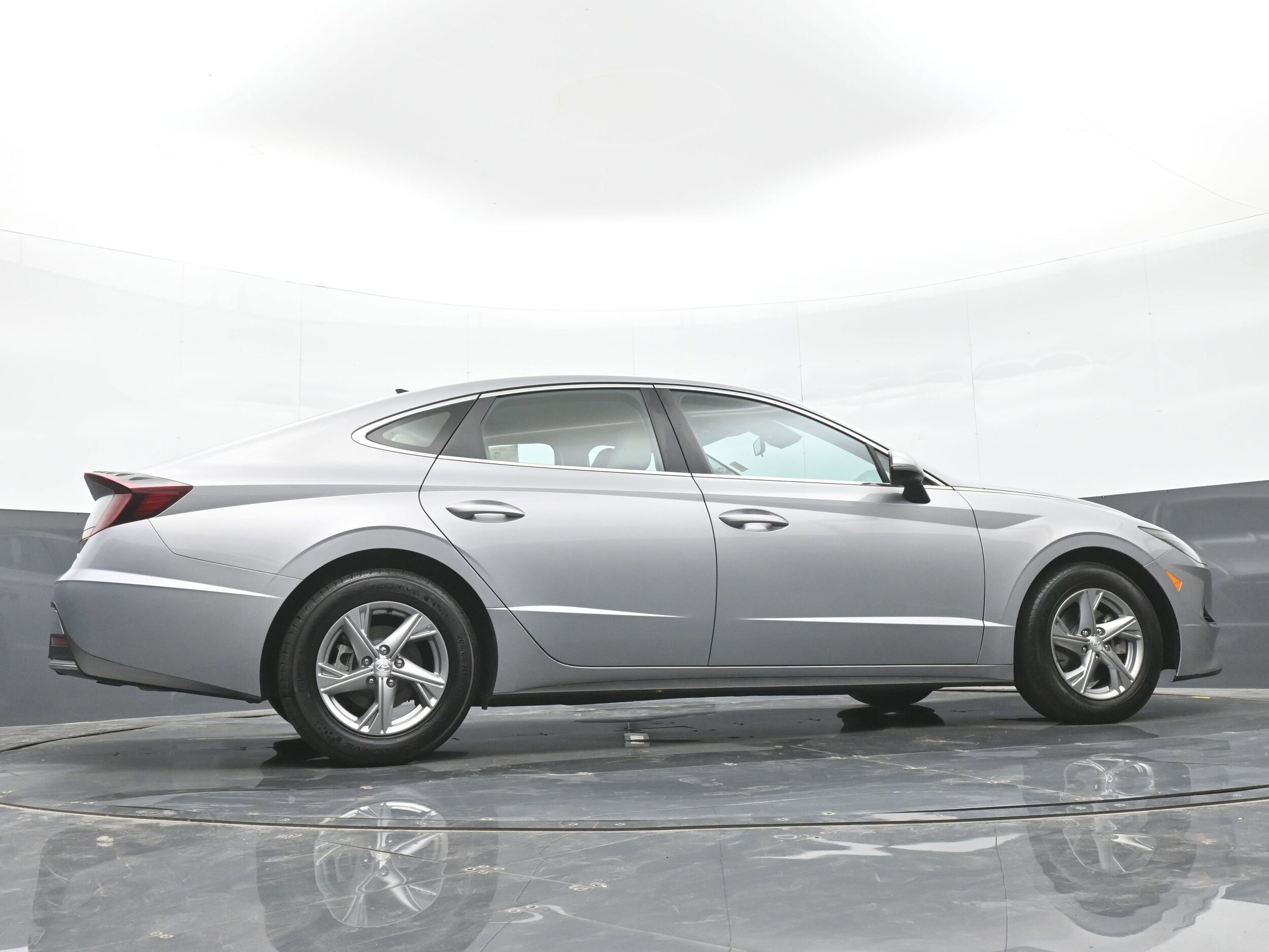 2023 Hyundai Sonata SE - Photo 40