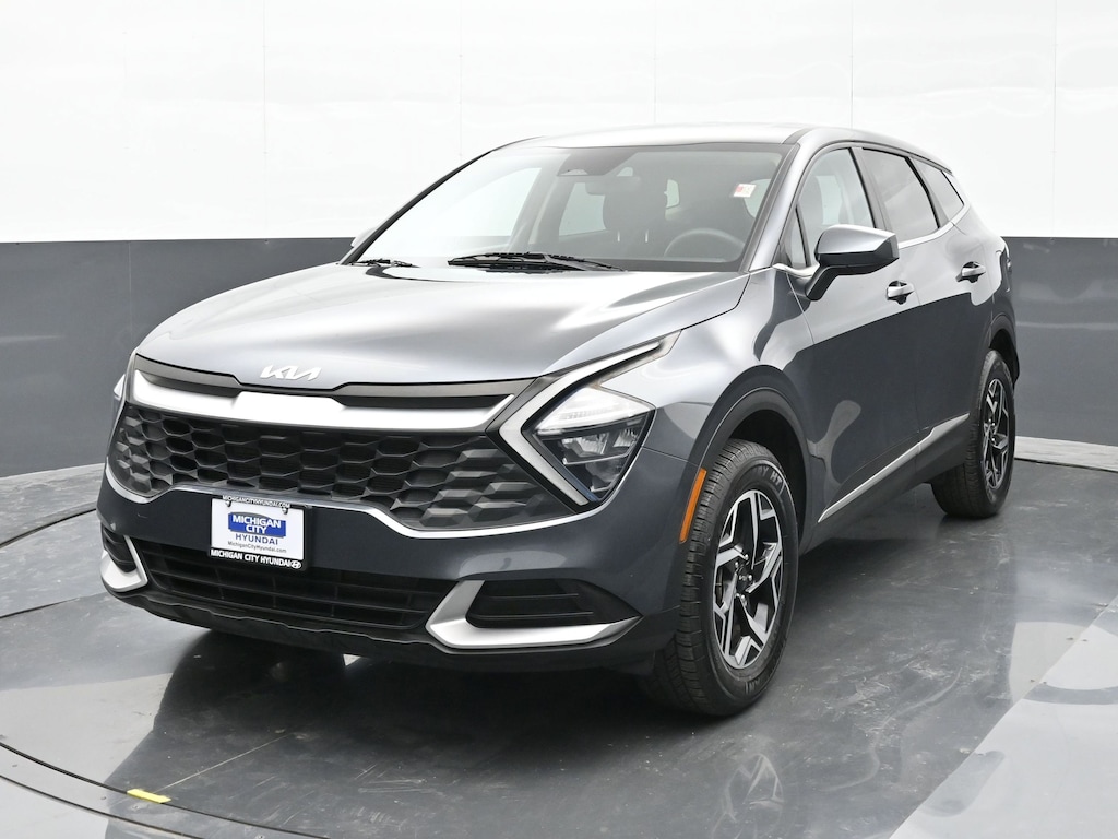 Used 2023 Kia Sportage LX SUV