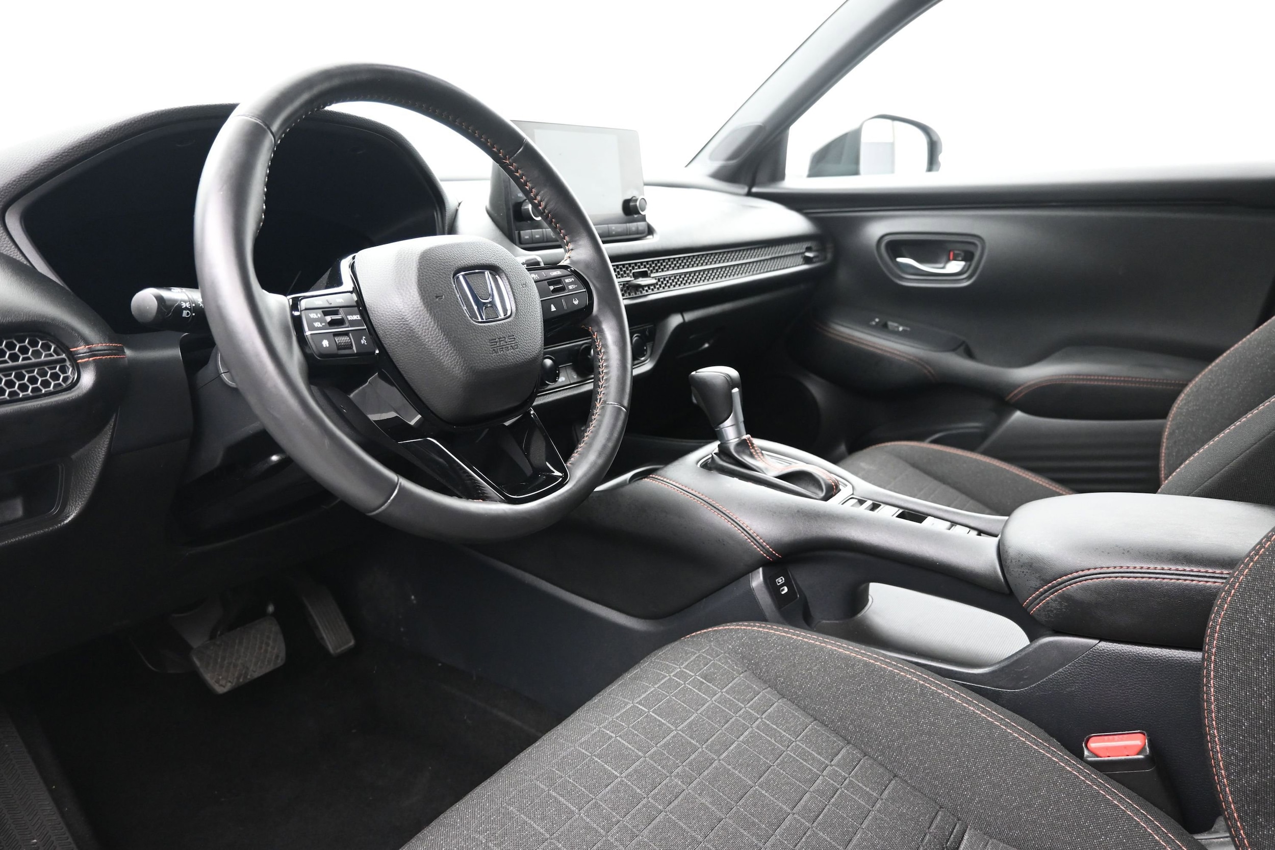 2025 Honda HR-V Sport - Photo 10