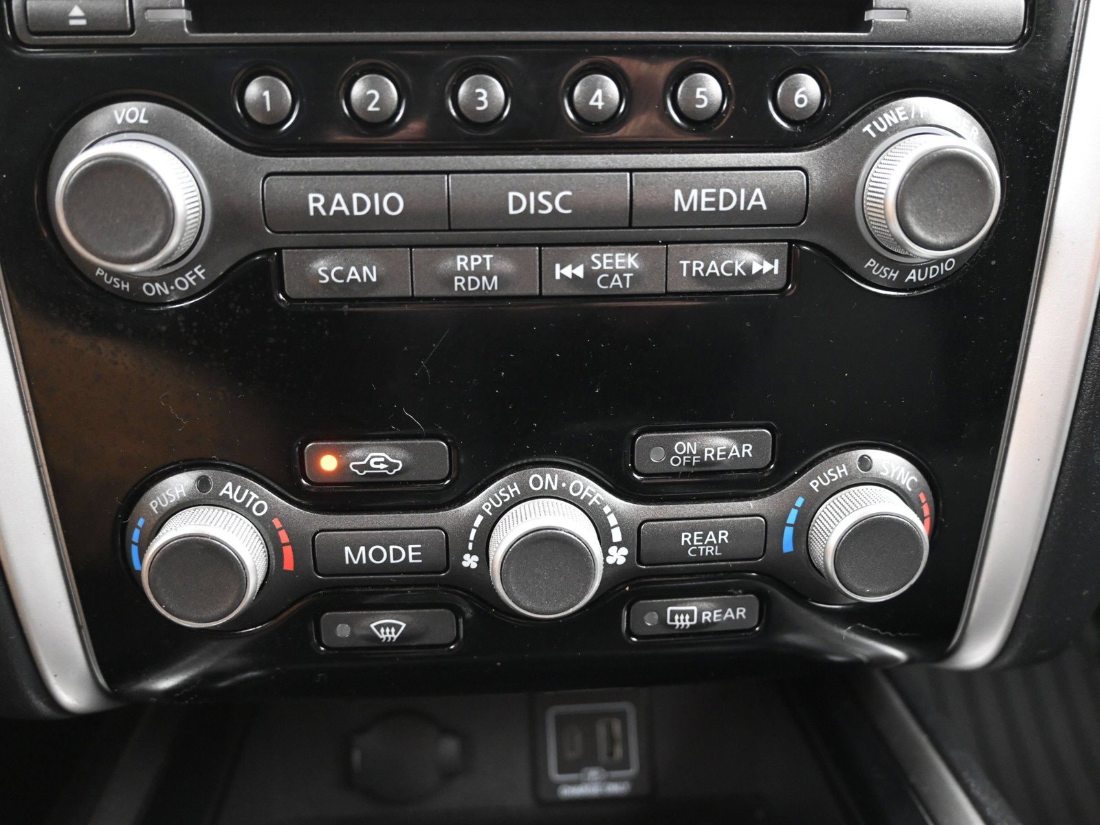 2020 Nissan Pathfinder SV - Photo 18