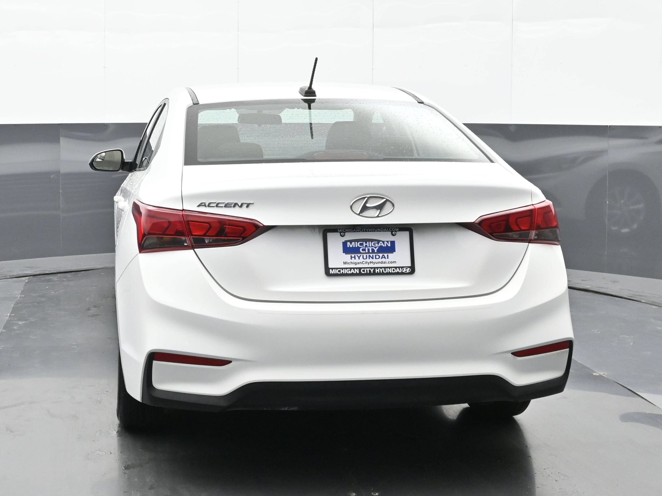 2022 Hyundai Accent SEL - Photo 3