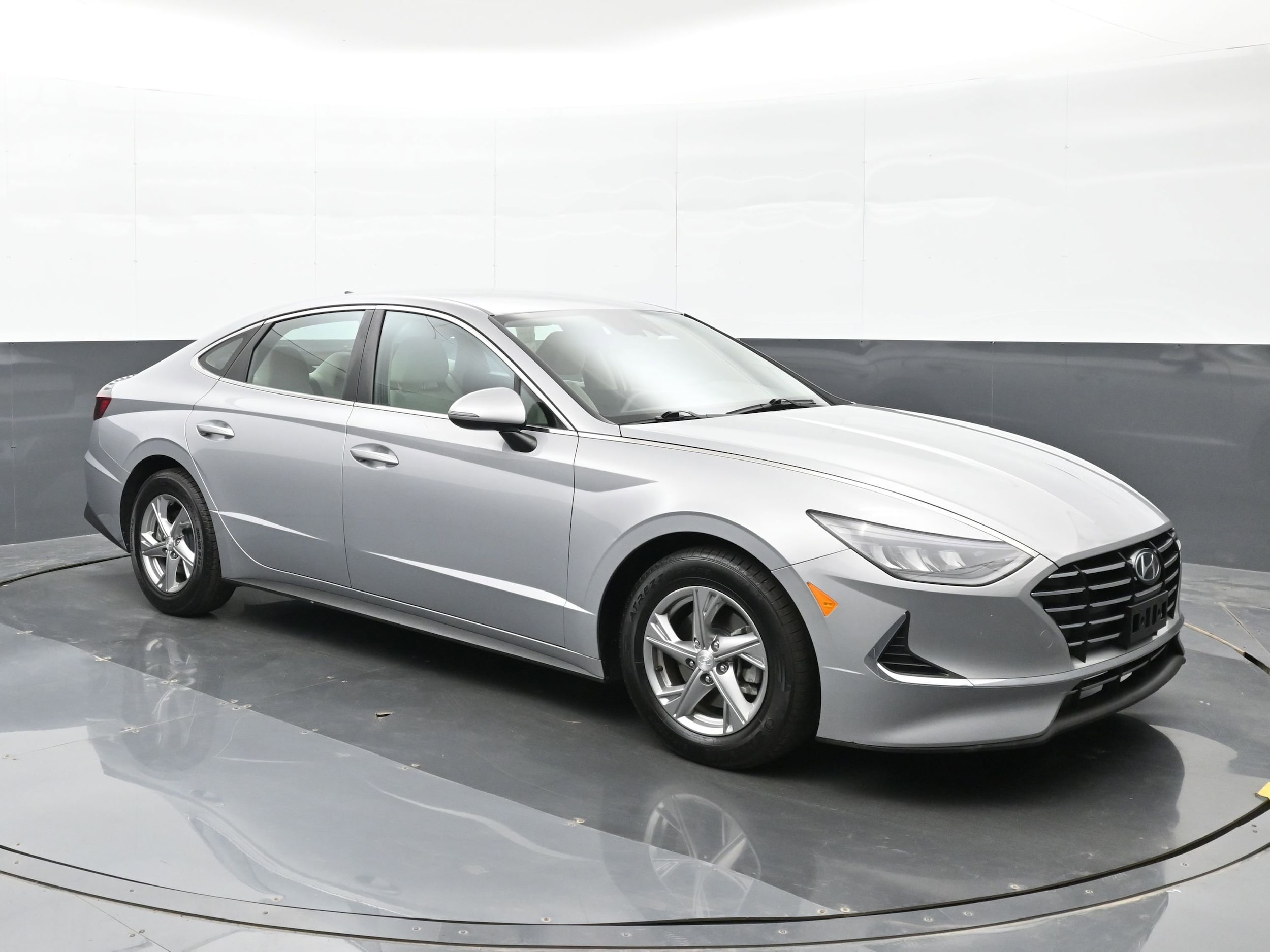 2023 Hyundai Sonata SE - Photo 6
