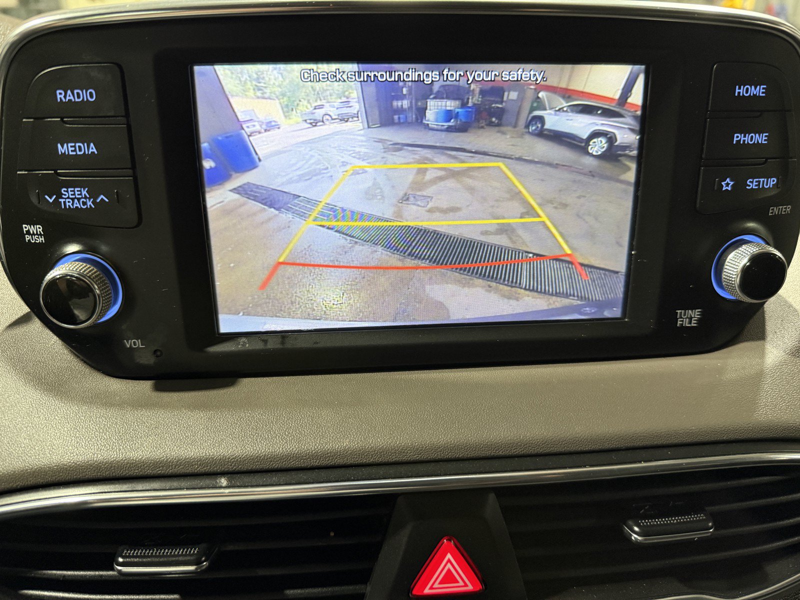 2020 Hyundai Santa Fe SEL - Photo 11