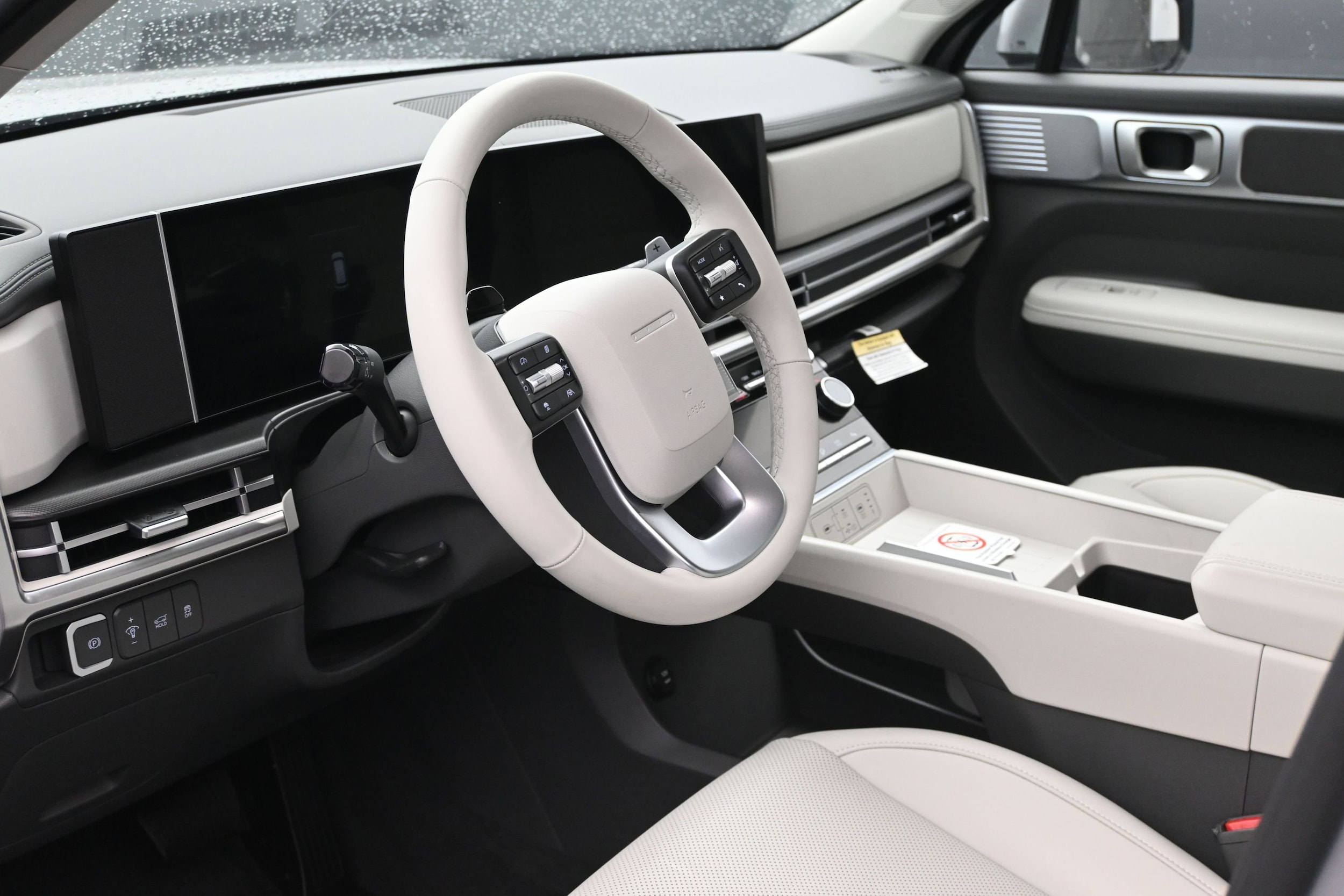 2025 Hyundai Santa Fe SEL - Photo 10