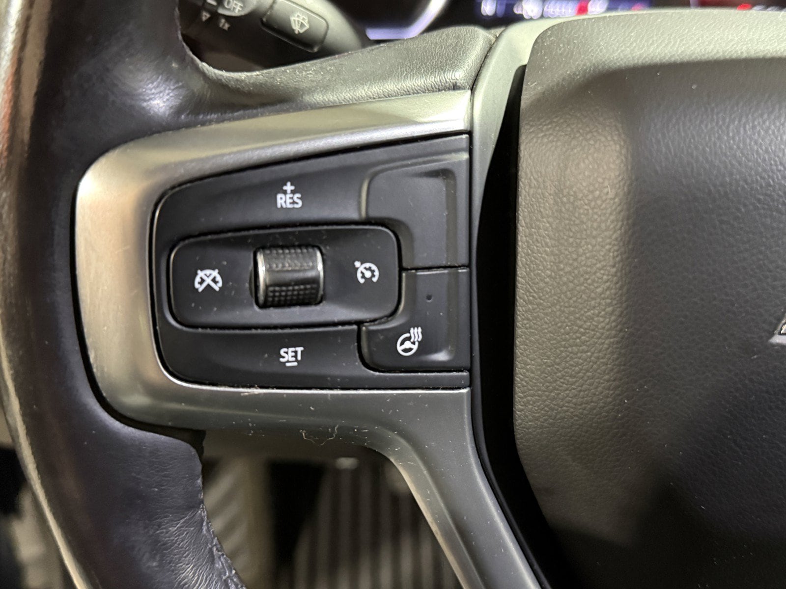 2020 Chevrolet Silverado 1500 RST - Photo 15
