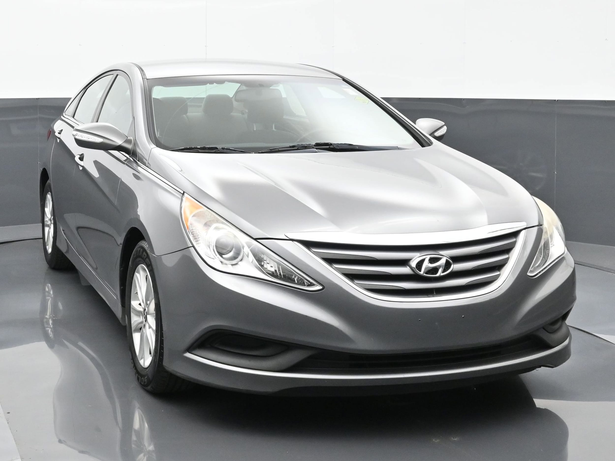 Used 2014 Hyundai Sonata GLS with VIN 5NPEB4AC2EH909190 for sale in Michigan City, IN