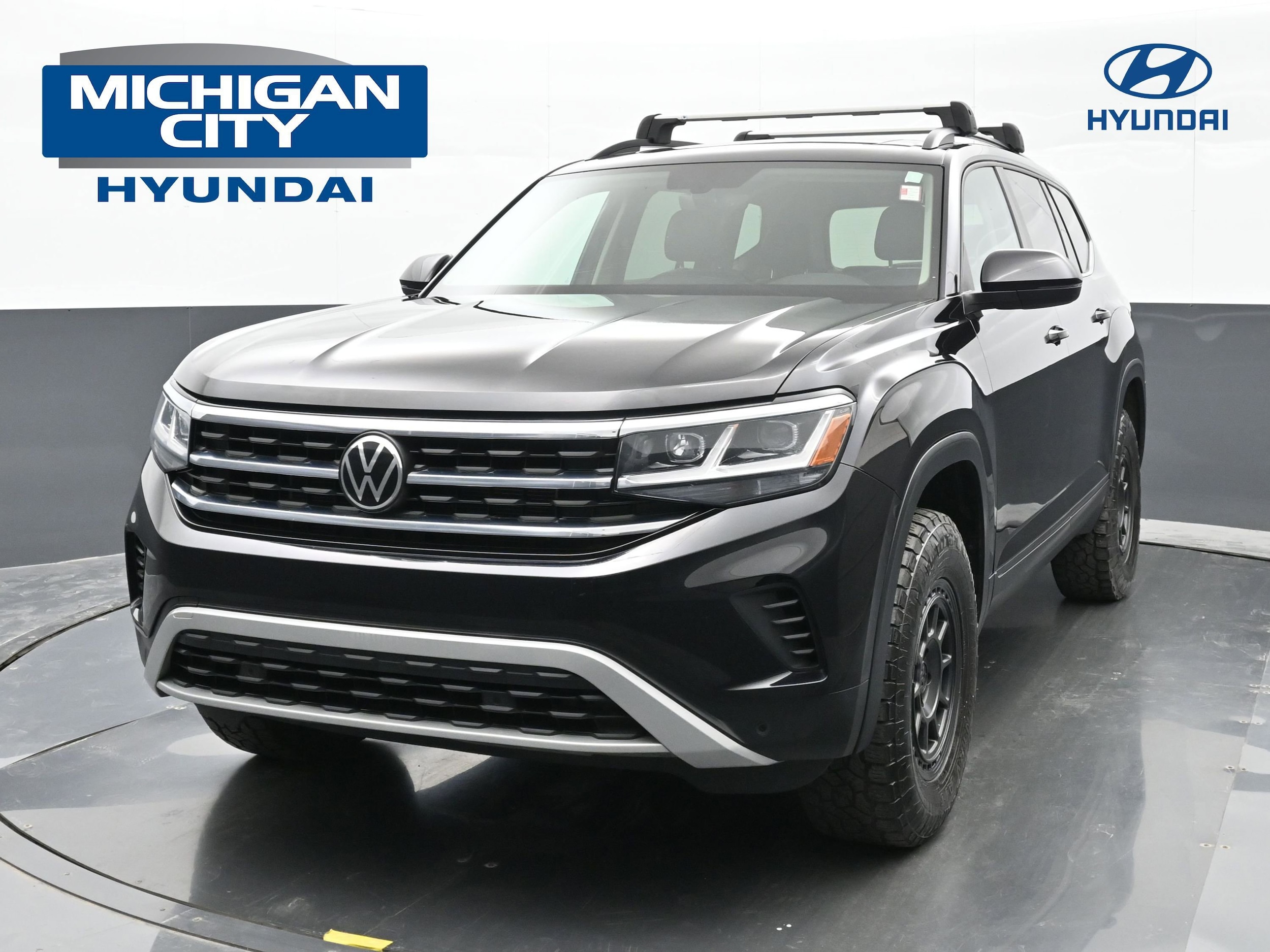 2021 Volkswagen Atlas 3.6L SE w/Tech 4MOTION's photo