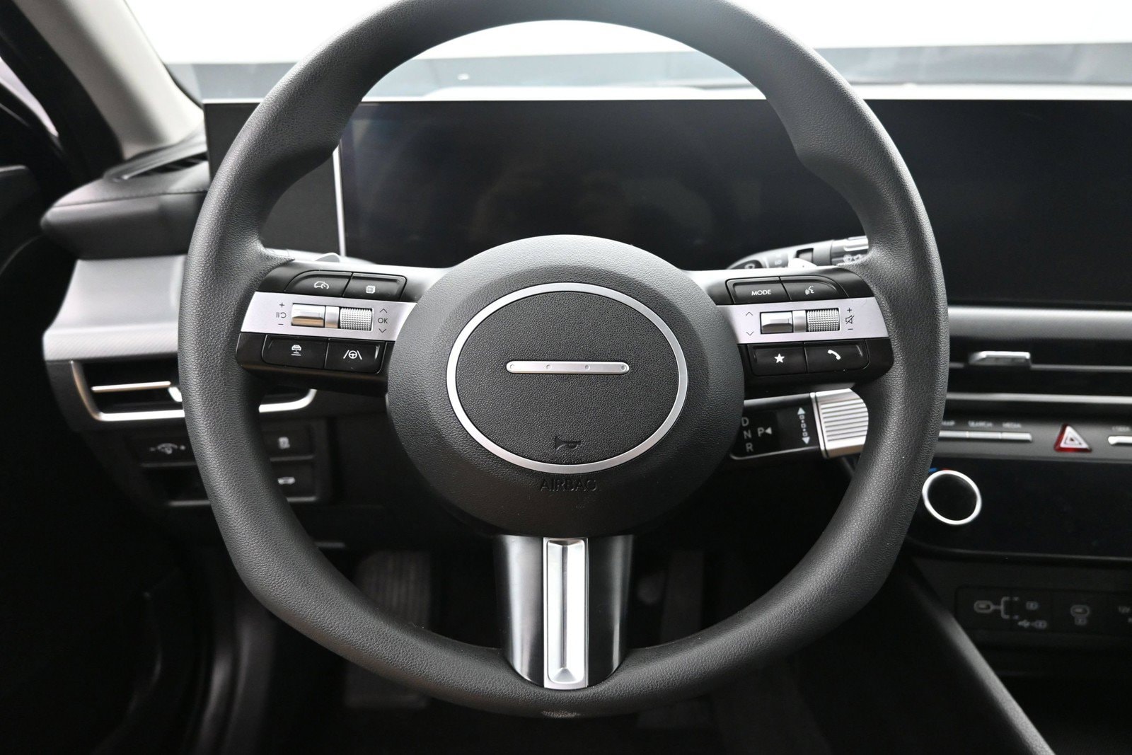 2024 Hyundai Sonata SEL - Photo 13
