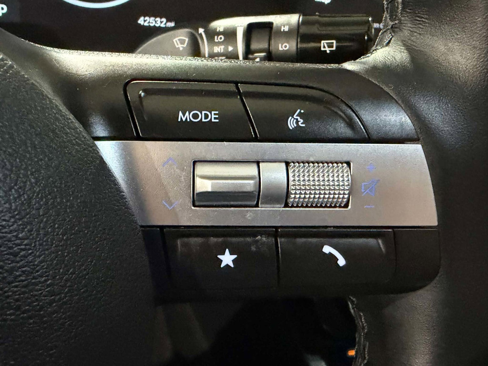 2025 Hyundai Tucson SEL Convenience - Photo 18