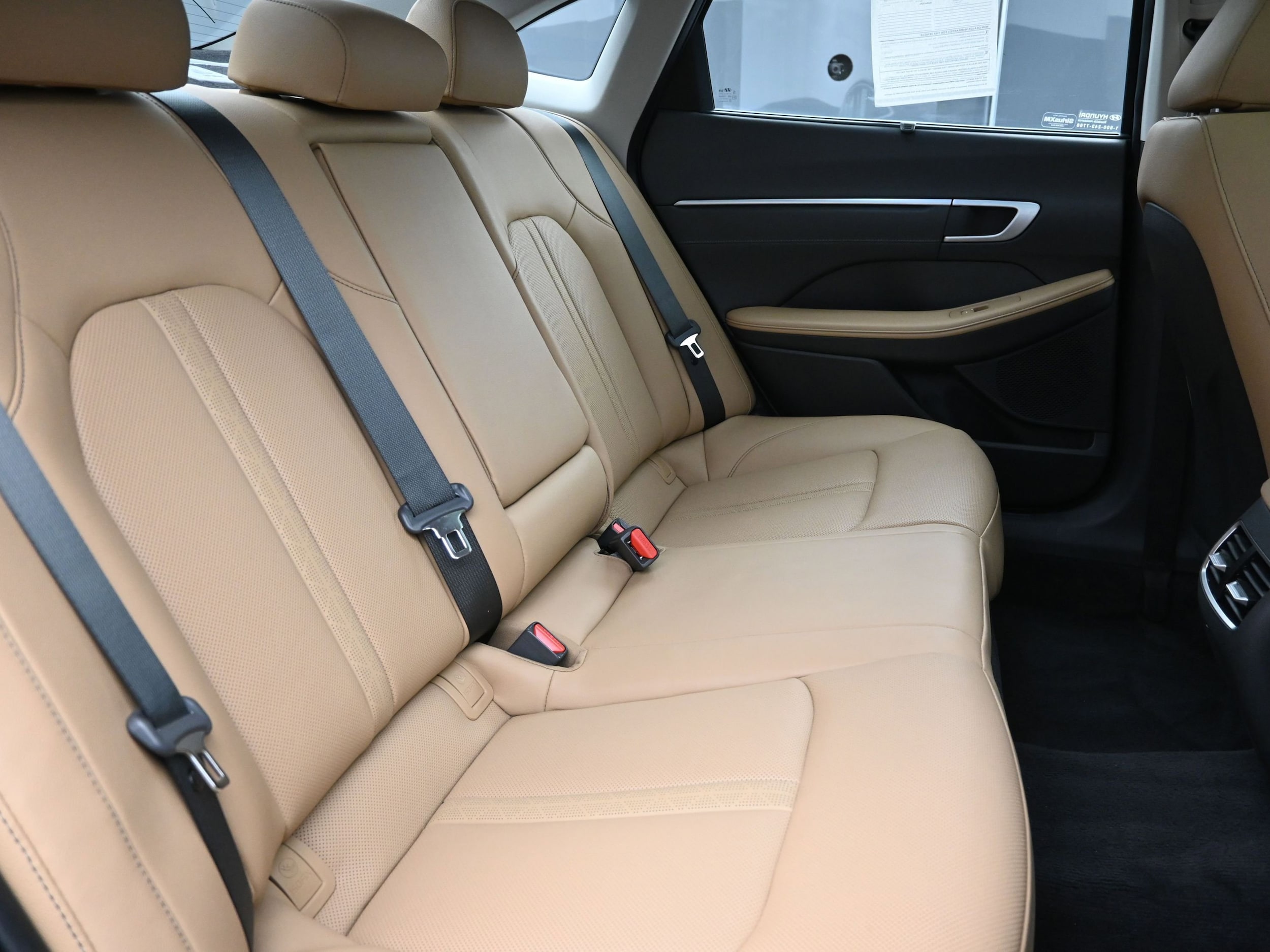 2025 Hyundai Sonata Hybrid Limited - Photo 25