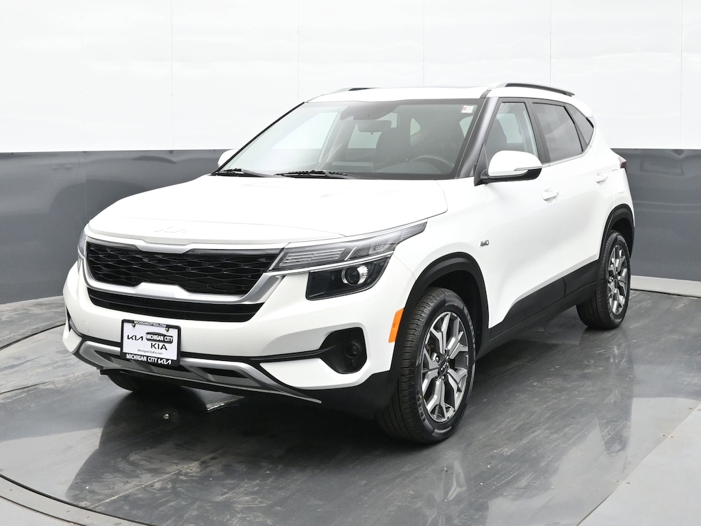 Used 2022 Kia Seltos EX SUV