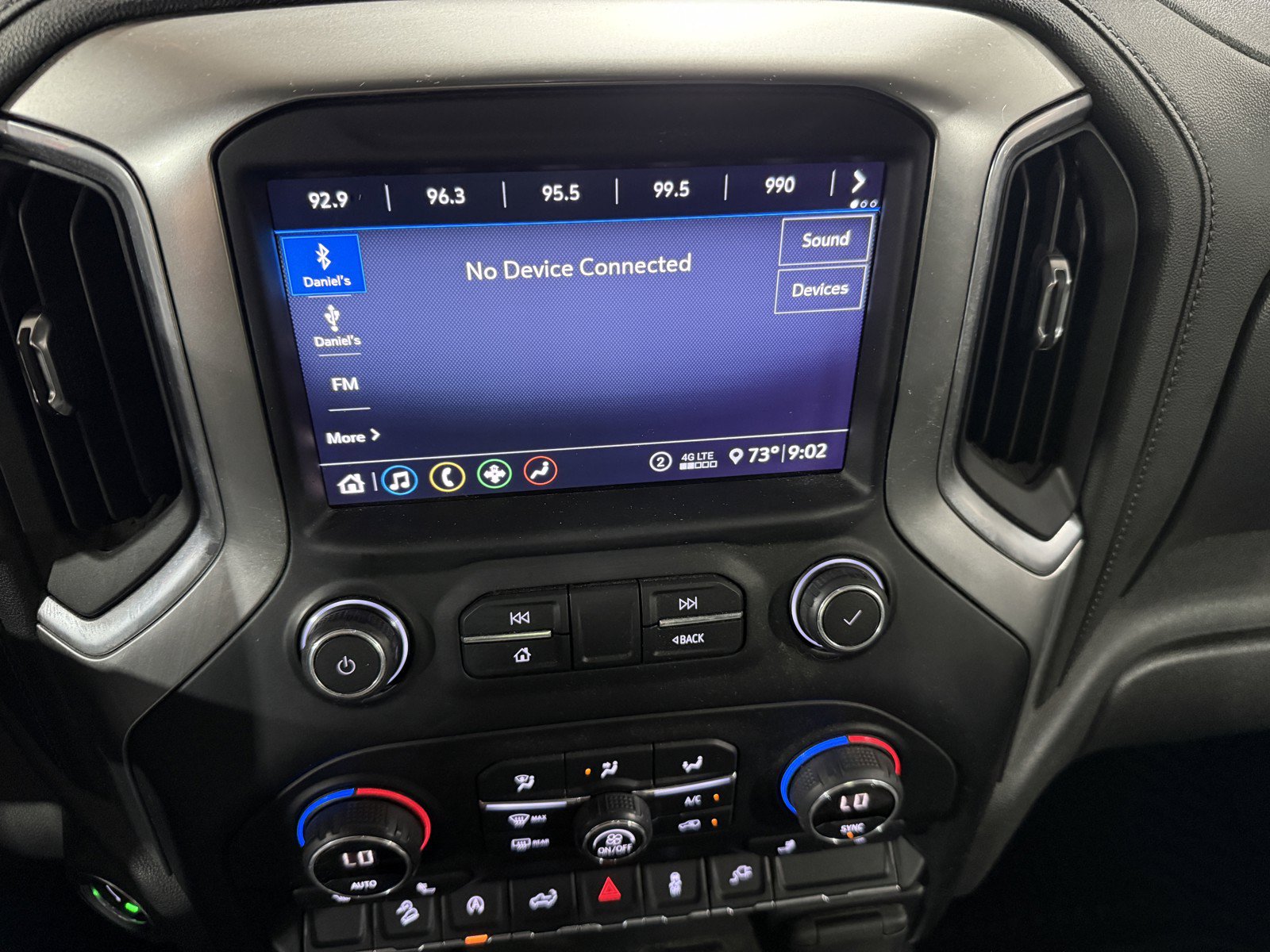 2020 Chevrolet Silverado 1500 RST - Photo 10