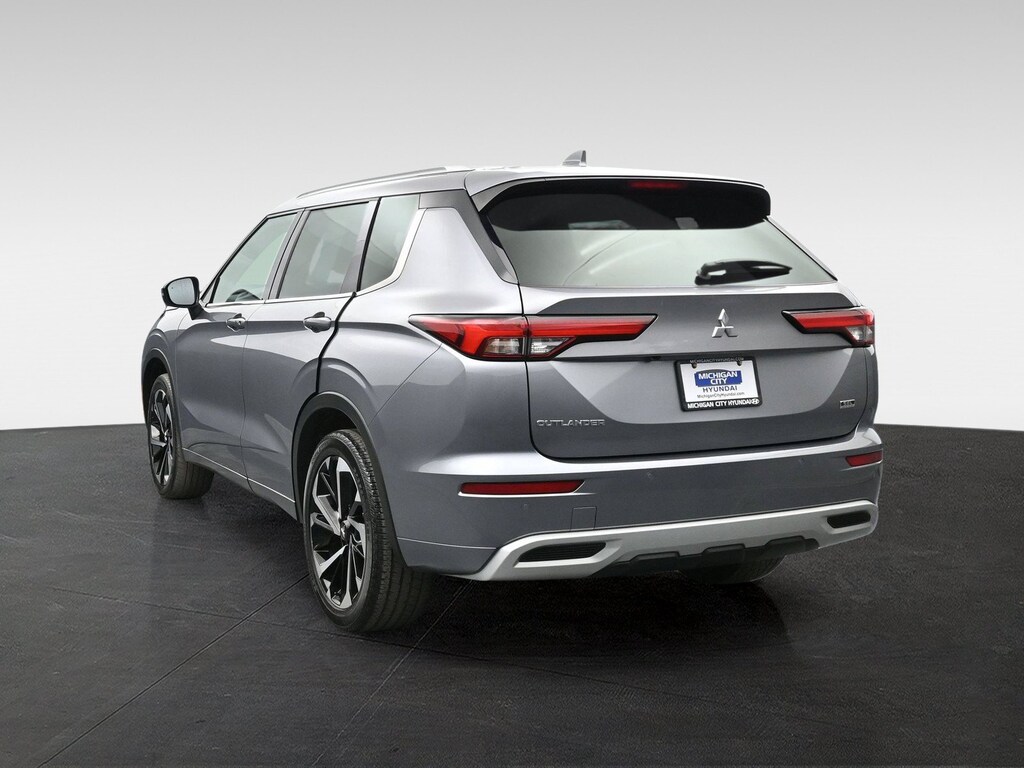 Used 2022 Mitsubishi Outlander SEL CUV
