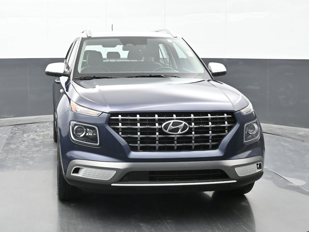 Certified 2023 Hyundai Venue Limited SUV