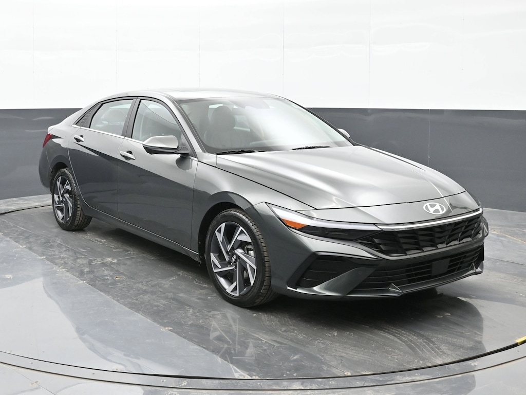 Certified 2024 Hyundai Elantra Limited Sedan