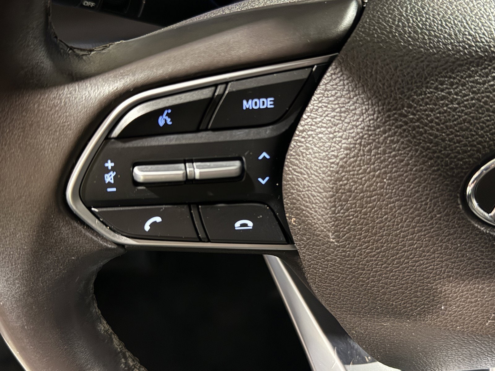 2020 Hyundai Santa Fe SEL - Photo 17