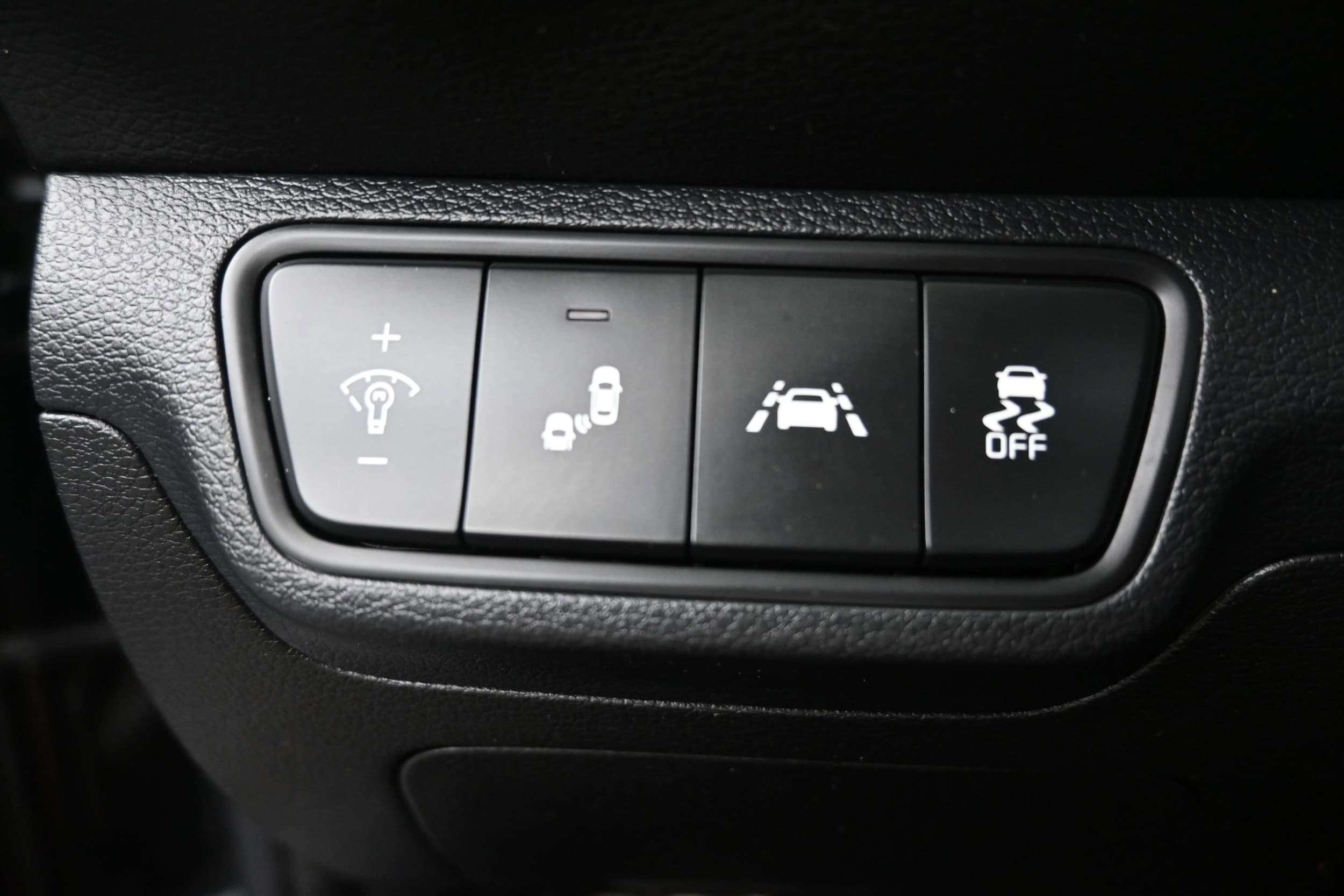 2021 Kia Forte GT - Photo 12