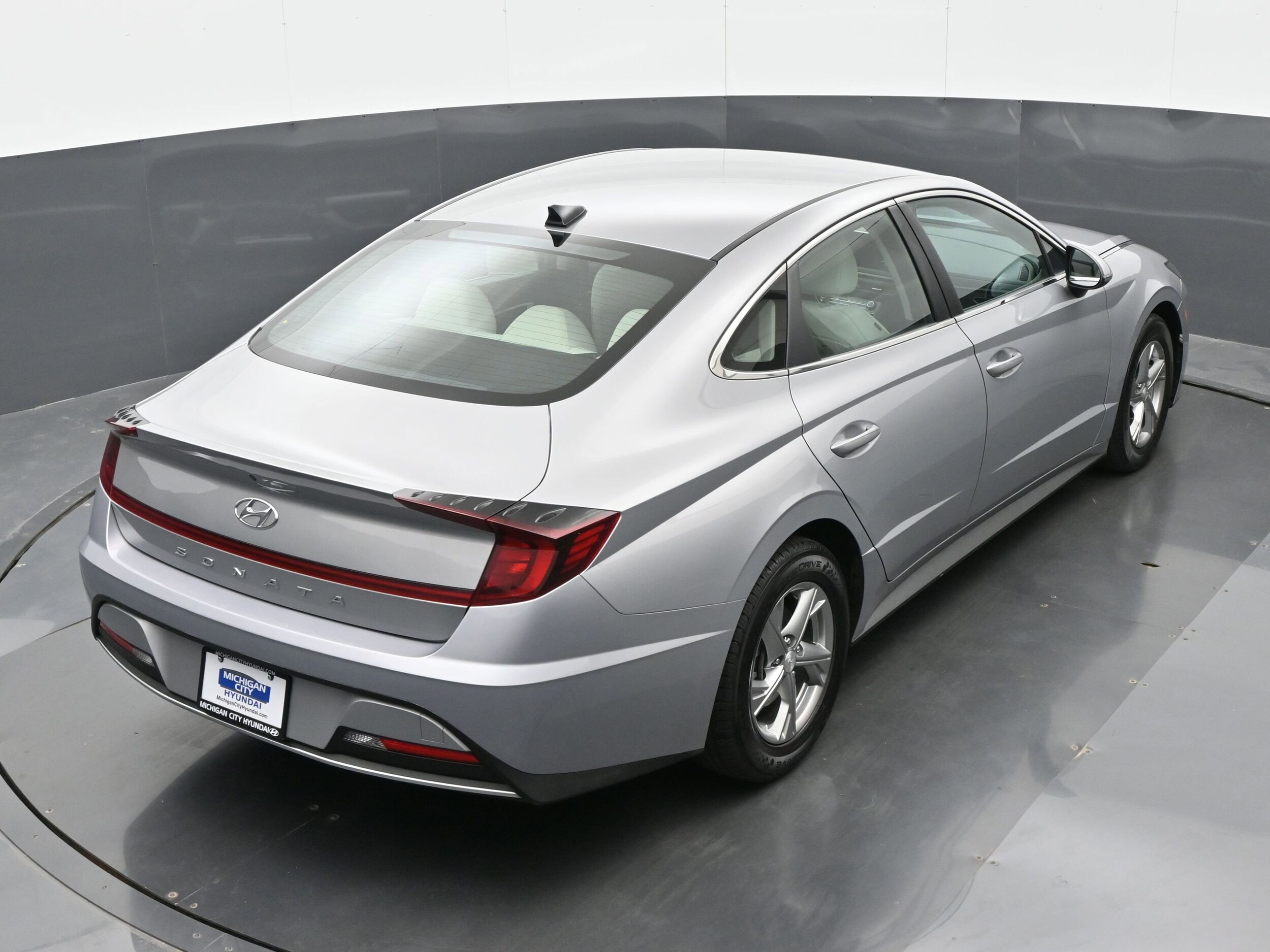 2023 Hyundai Sonata SE - Photo 31