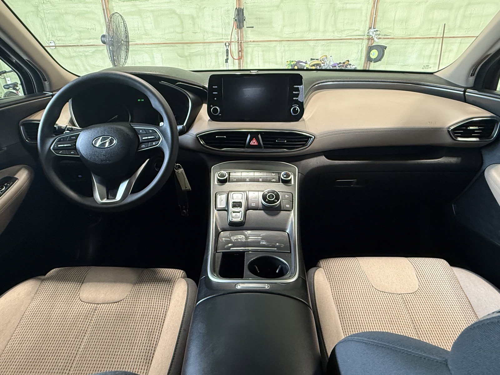2023 Hyundai Santa Fe SE - Photo 15