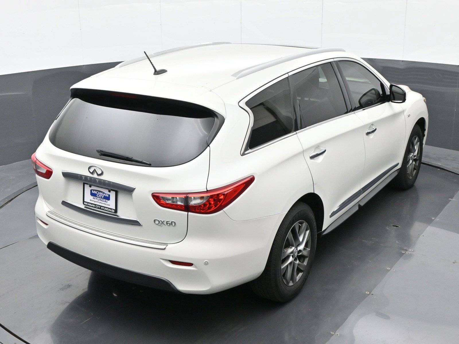 2015 INFINITI QX60 Base - Photo 32