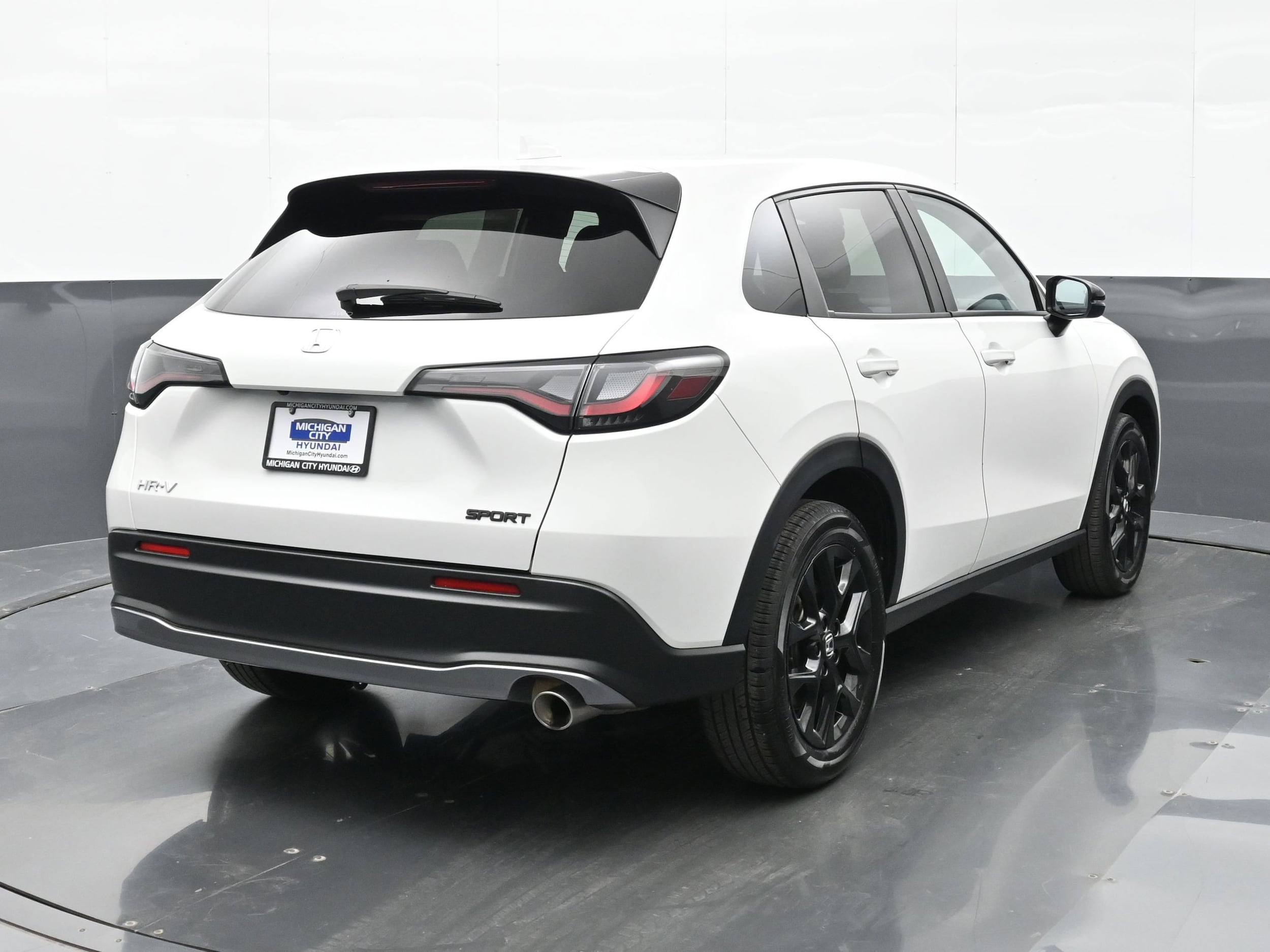 2025 Honda HR-V Sport - Photo 4