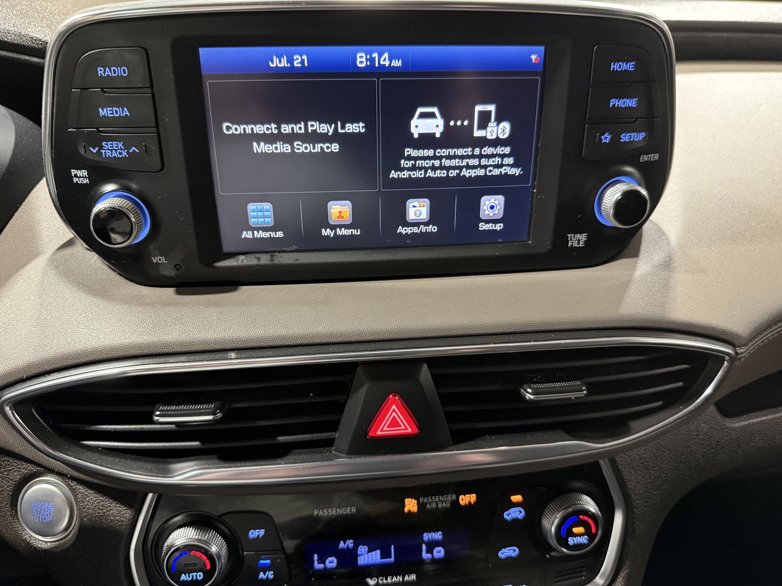 2020 Hyundai Santa Fe SEL - Photo 10