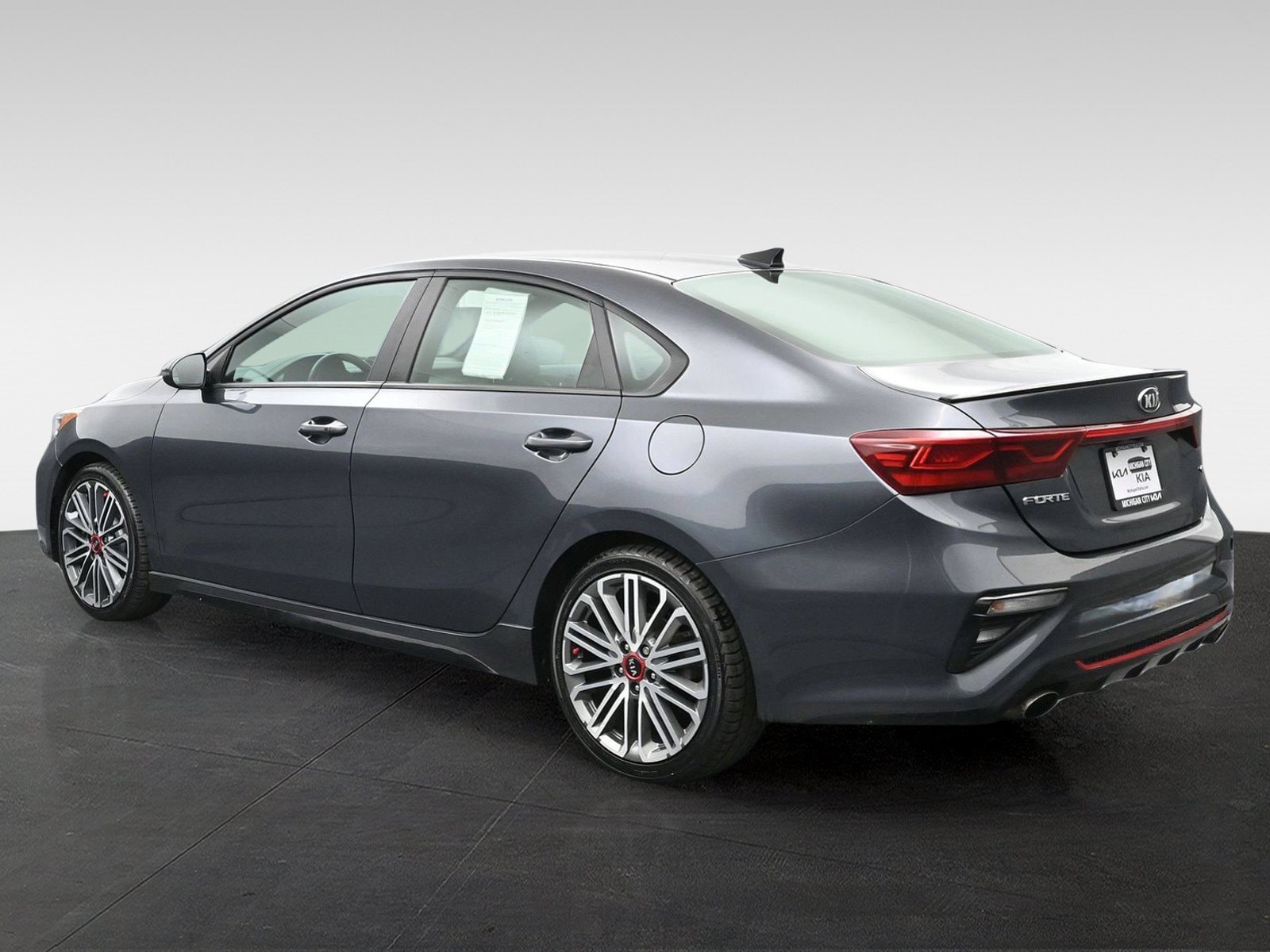2021 Kia Forte GT - Photo 6