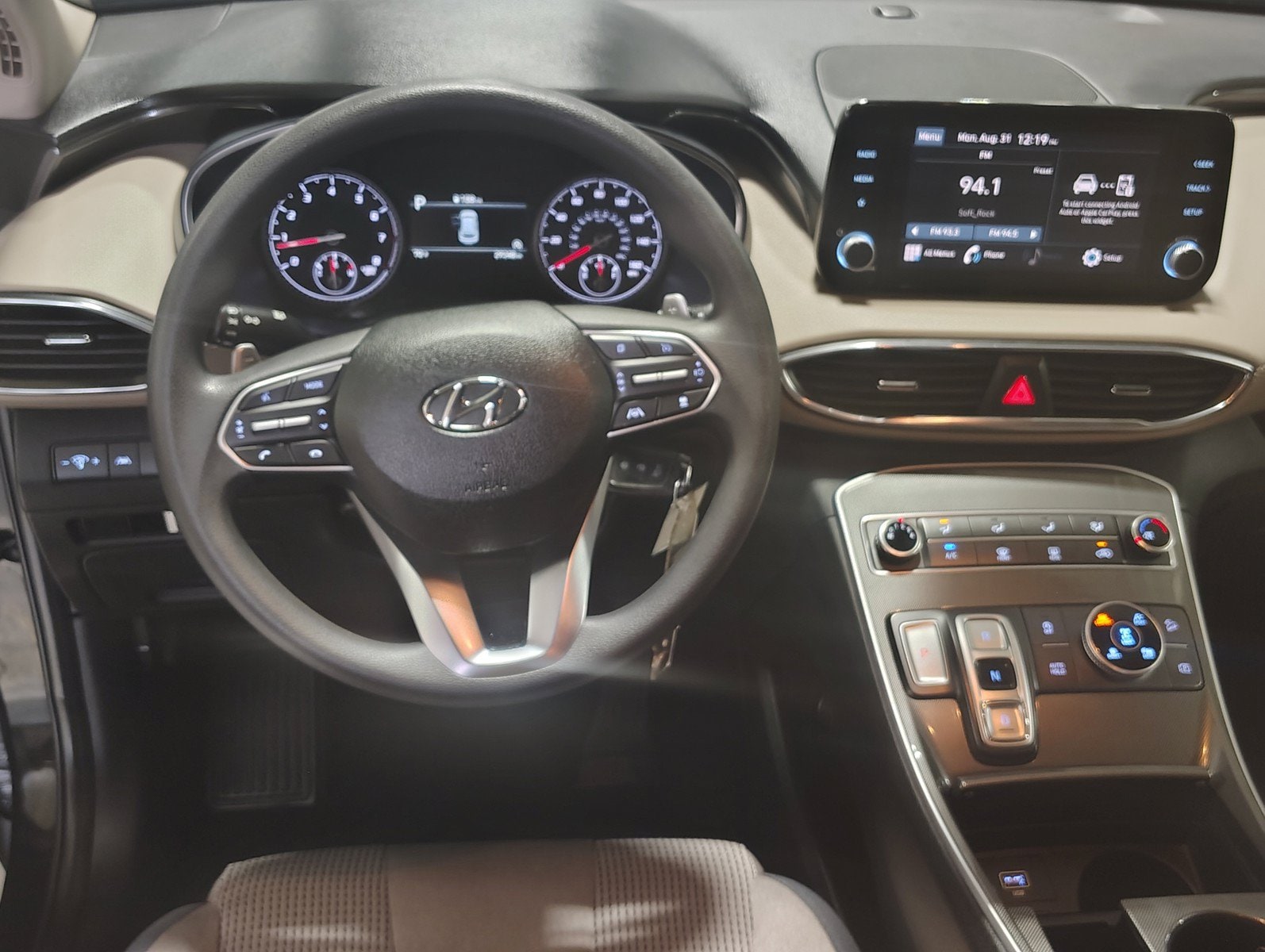 2023 Hyundai Santa Fe SE - Photo 15