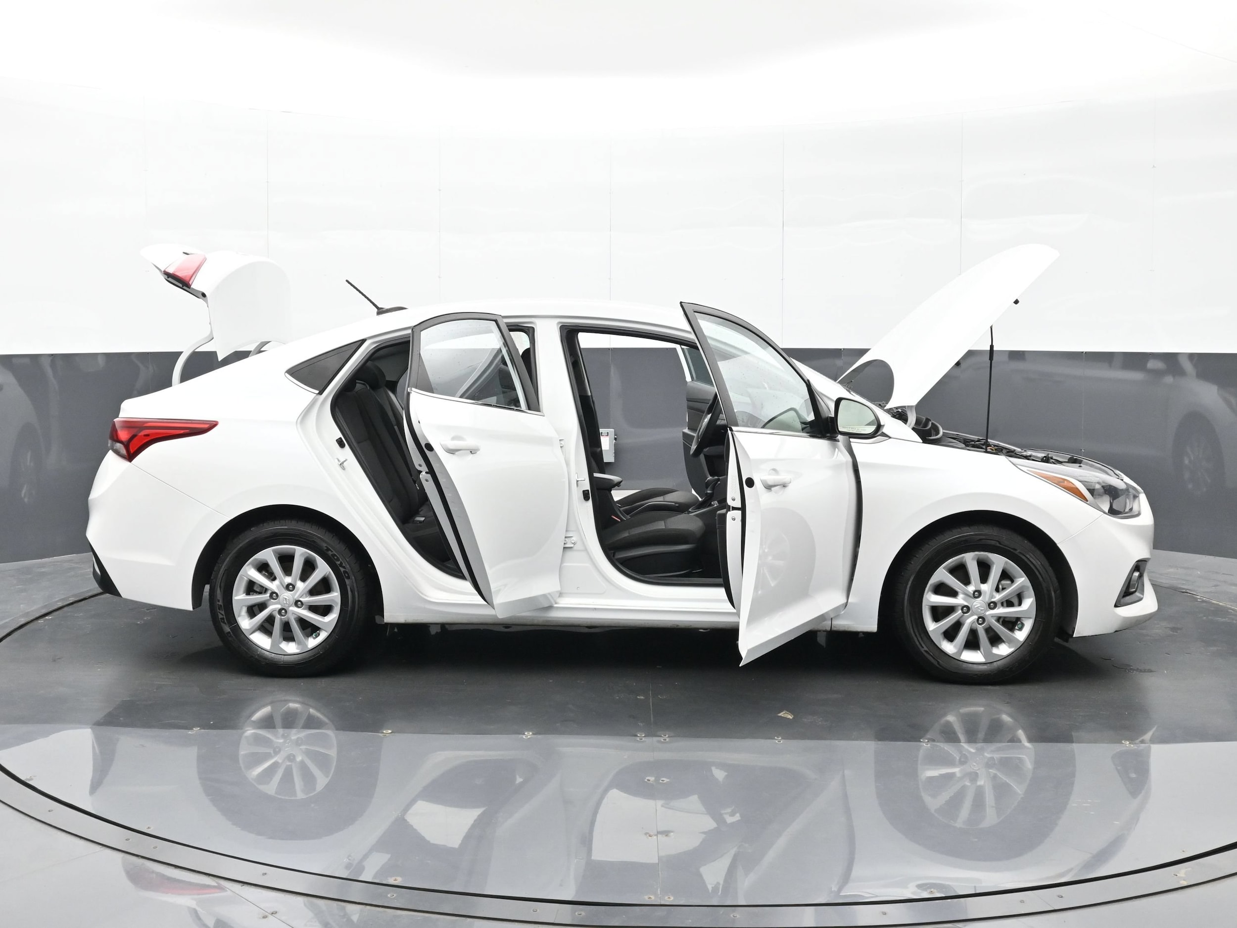 2022 Hyundai Accent SEL - Photo 47
