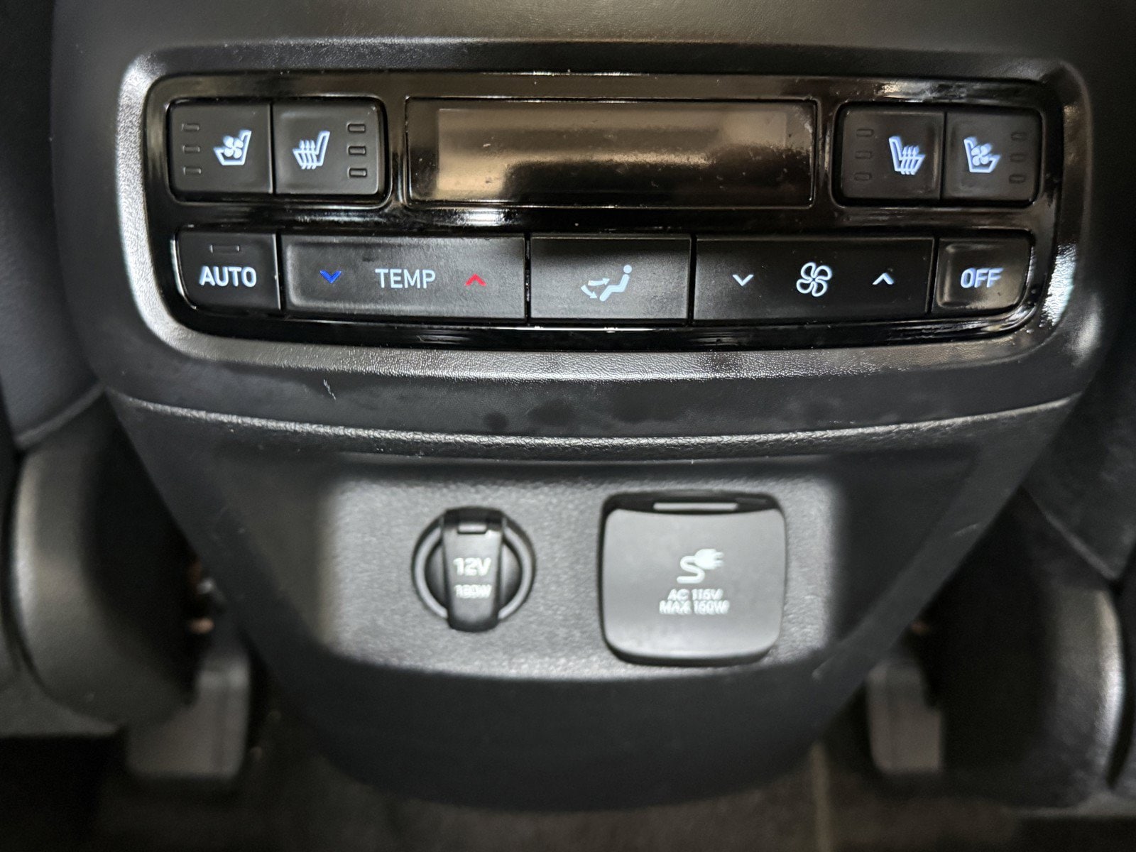 2023 Hyundai Palisade Limited - Photo 31