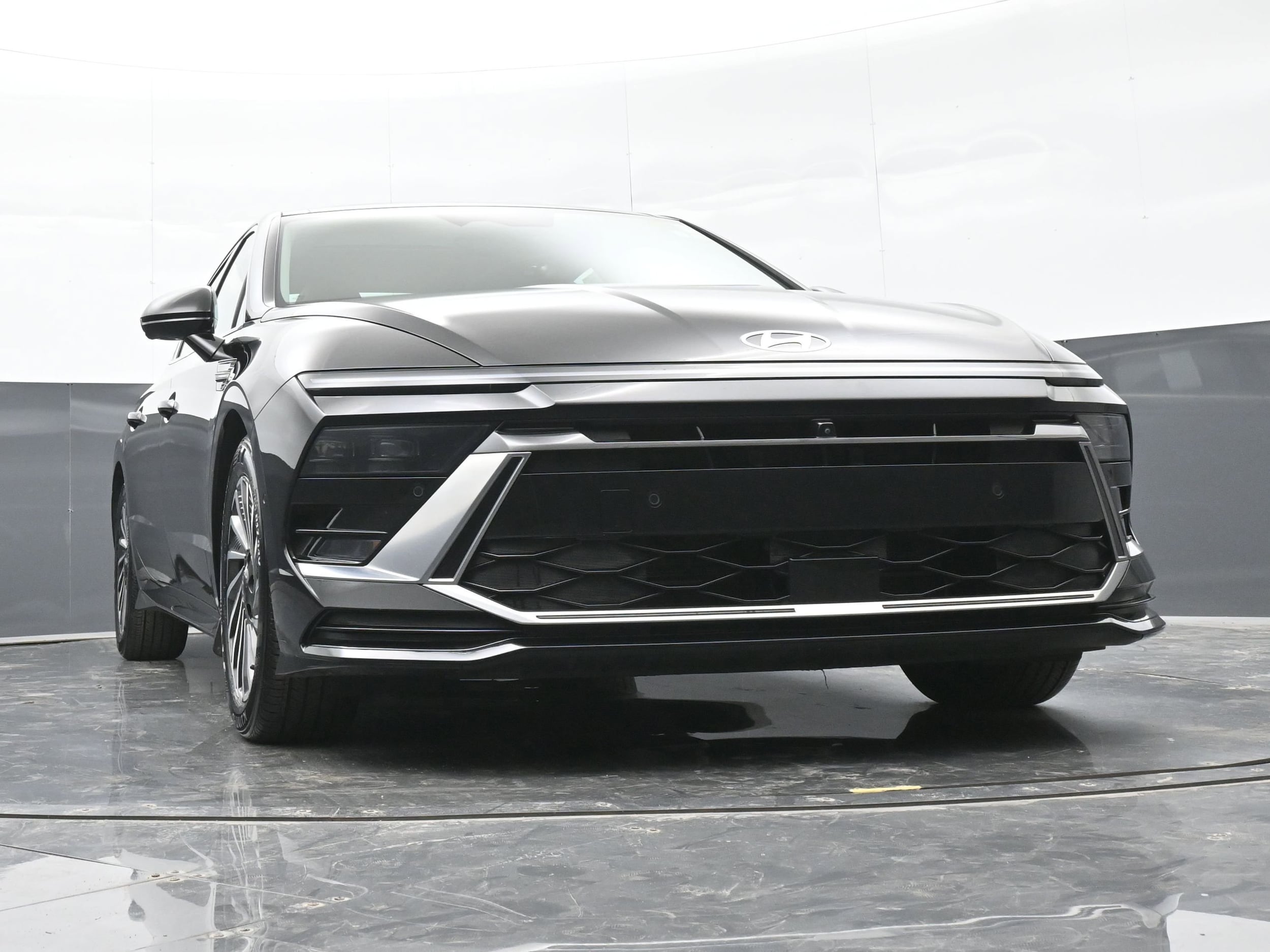 2025 Hyundai Sonata Hybrid Limited - Photo 43
