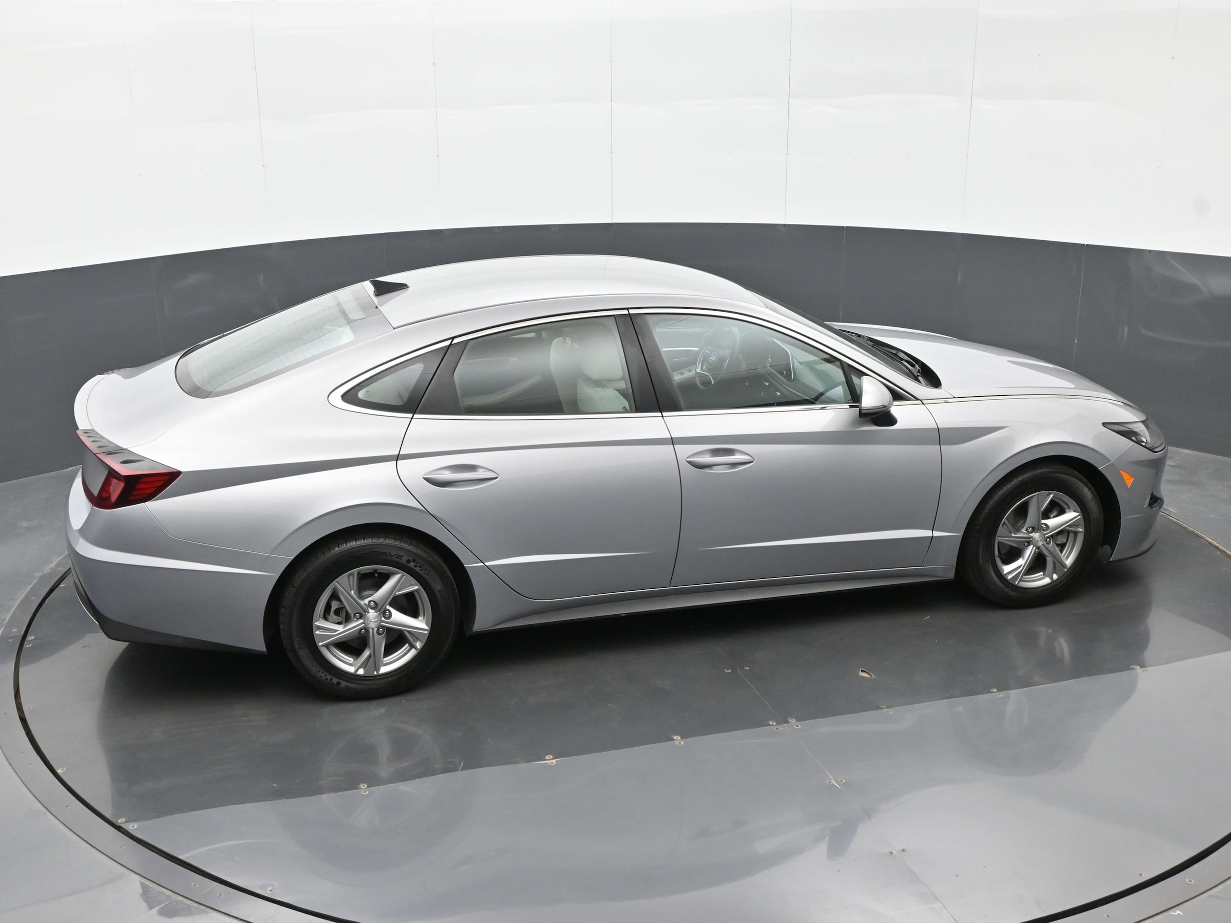 2023 Hyundai Sonata SE - Photo 32