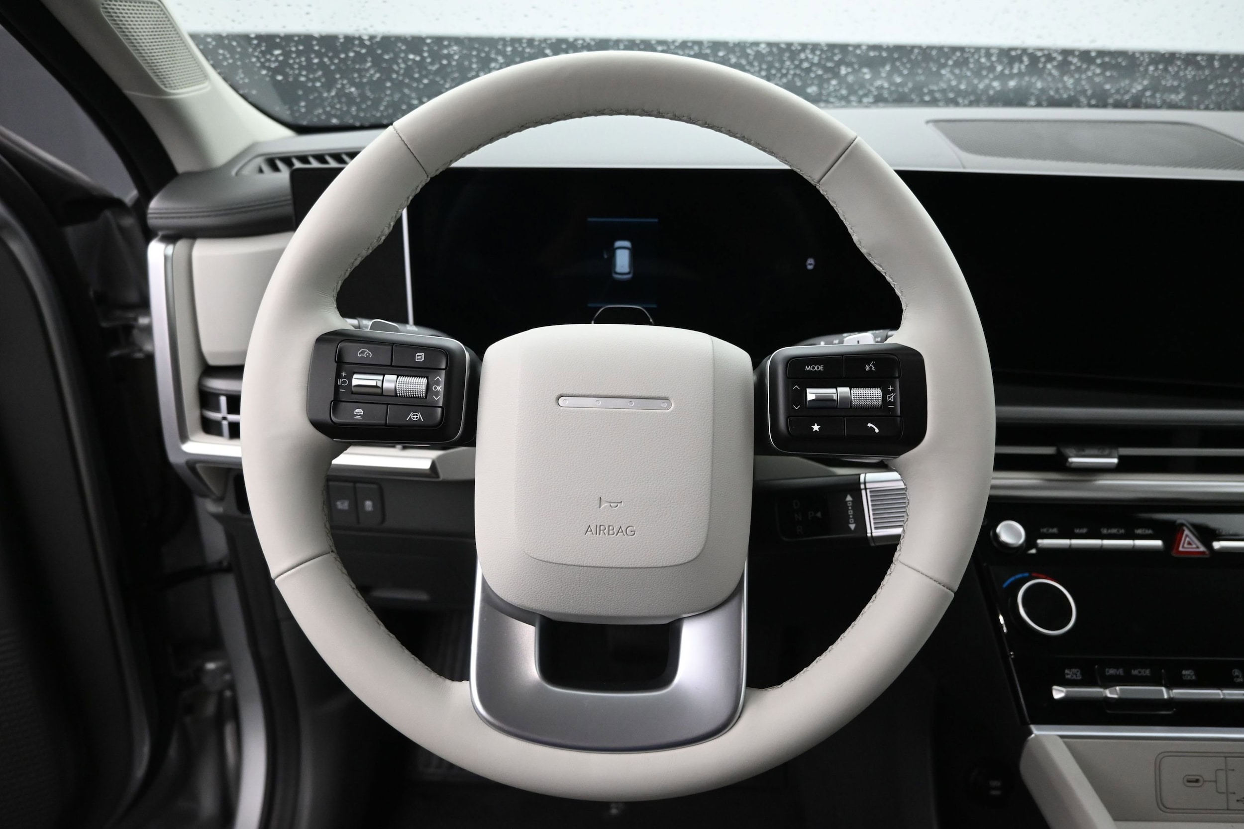 2025 Hyundai Santa Fe SEL - Photo 13