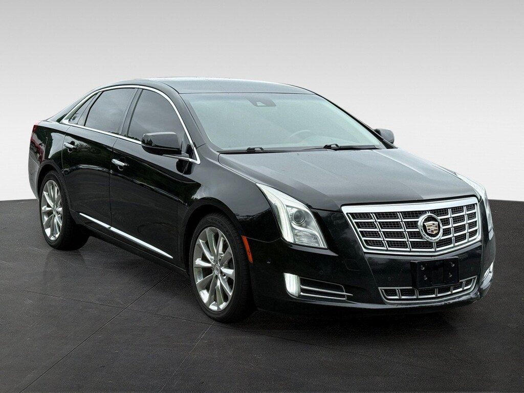 Used 2014 CADILLAC XTS Luxury Sedan