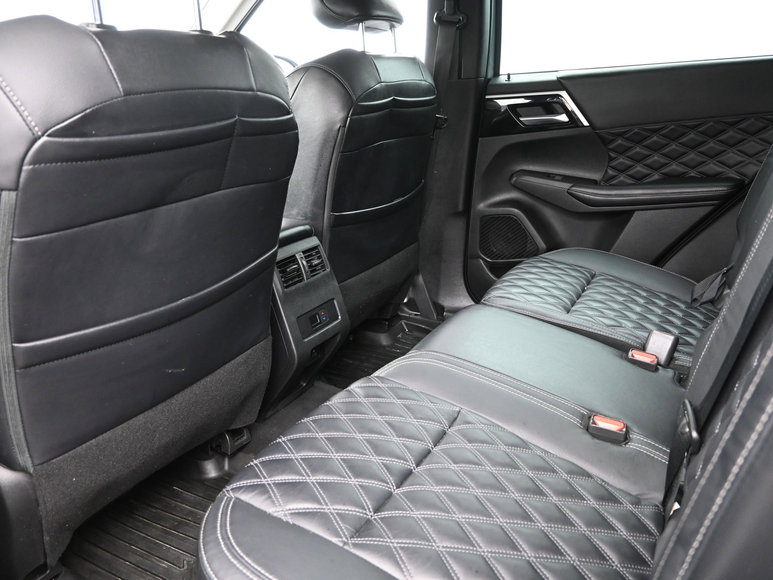 2022 Mitsubishi Outlander SEL Special Edition - Photo 20