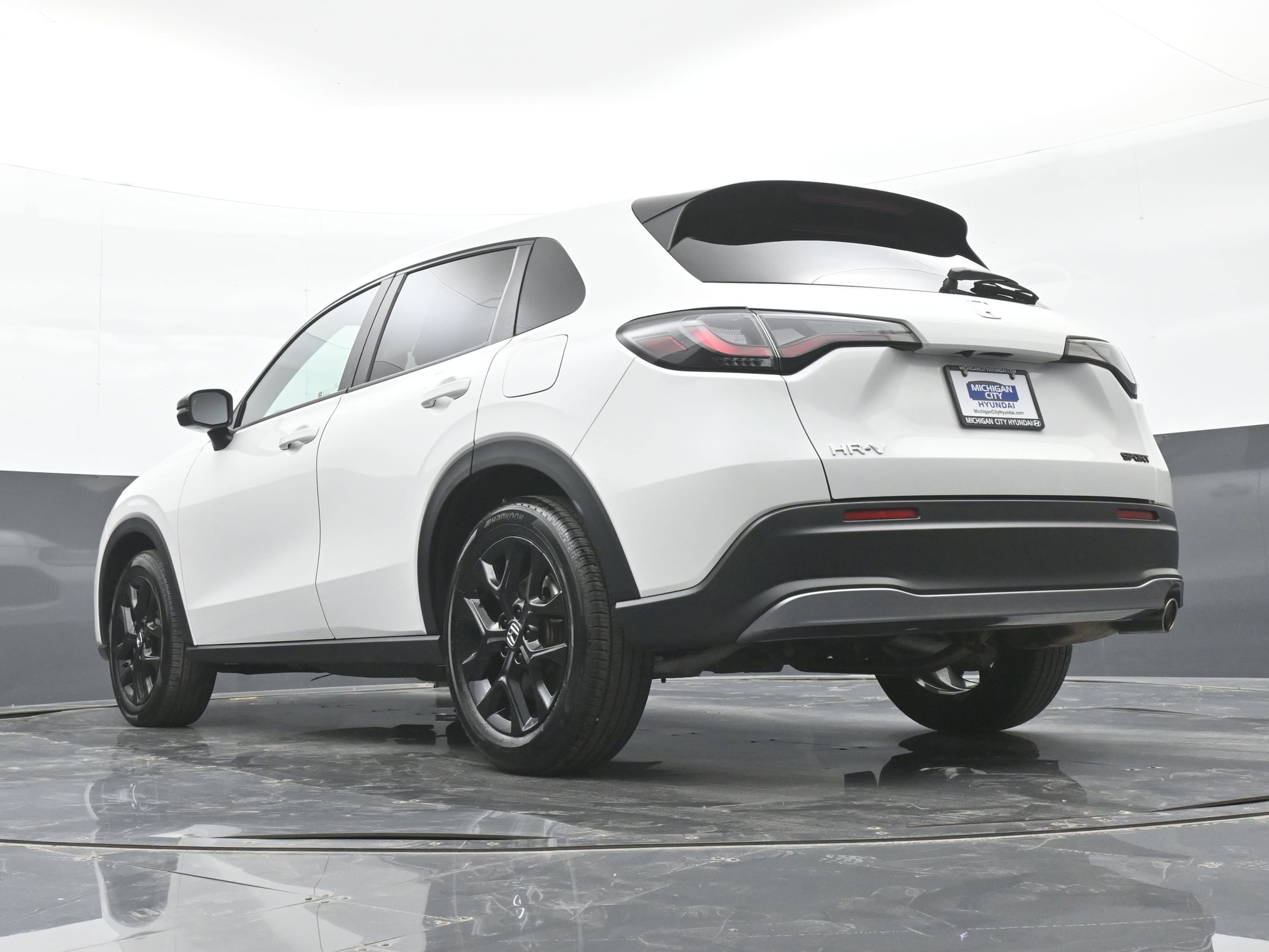 2025 Honda HR-V Sport - Photo 37