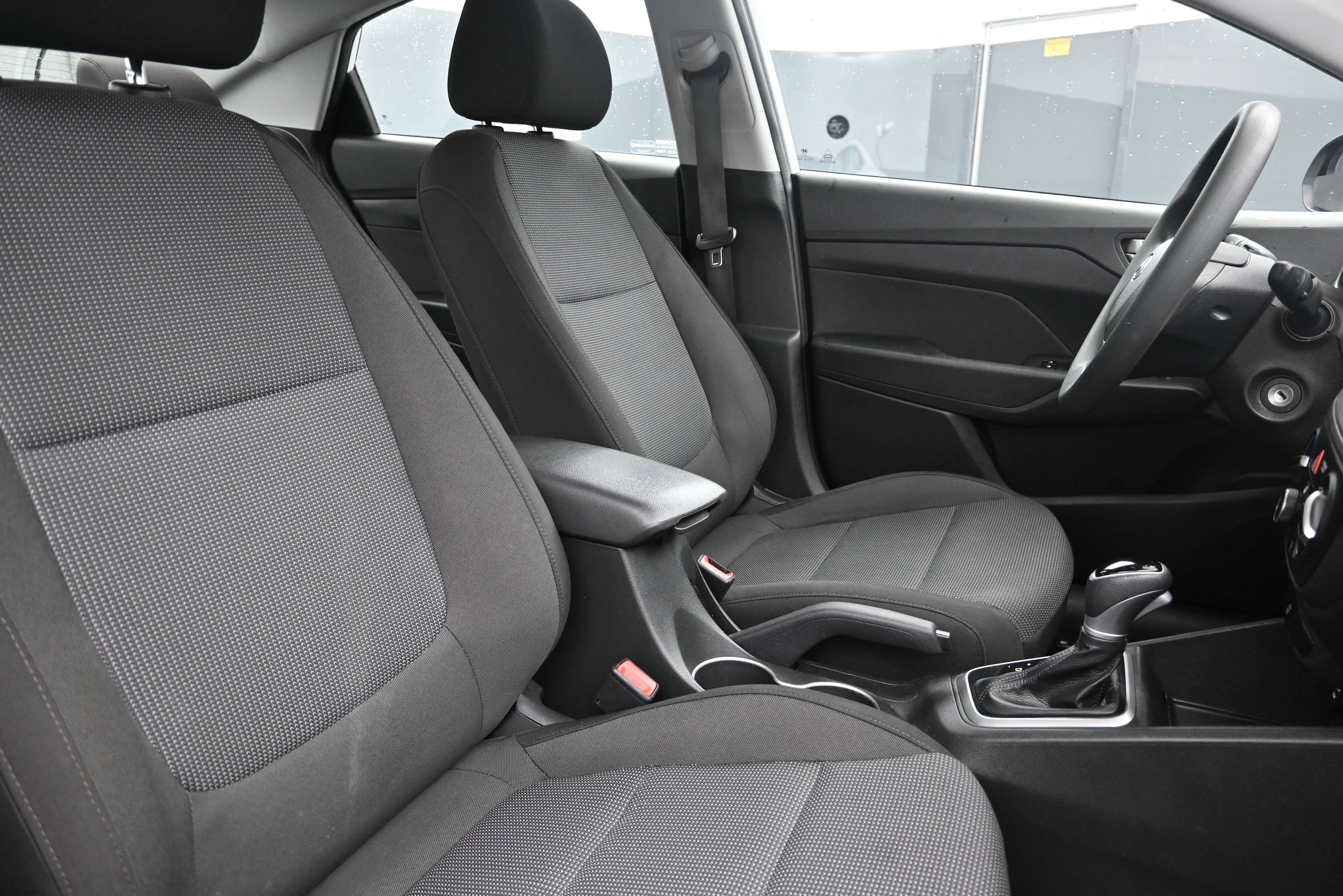 2022 Hyundai Accent SEL - Photo 27