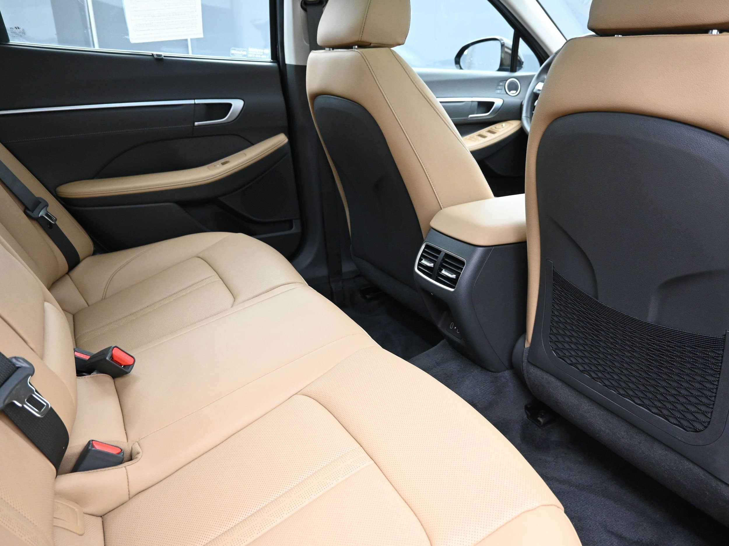 2025 Hyundai Sonata Hybrid Limited - Photo 24