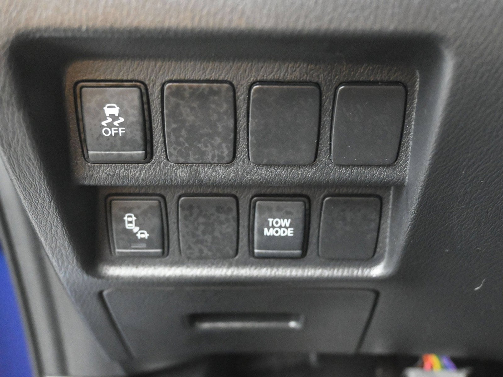 2020 Nissan Pathfinder SV - Photo 12