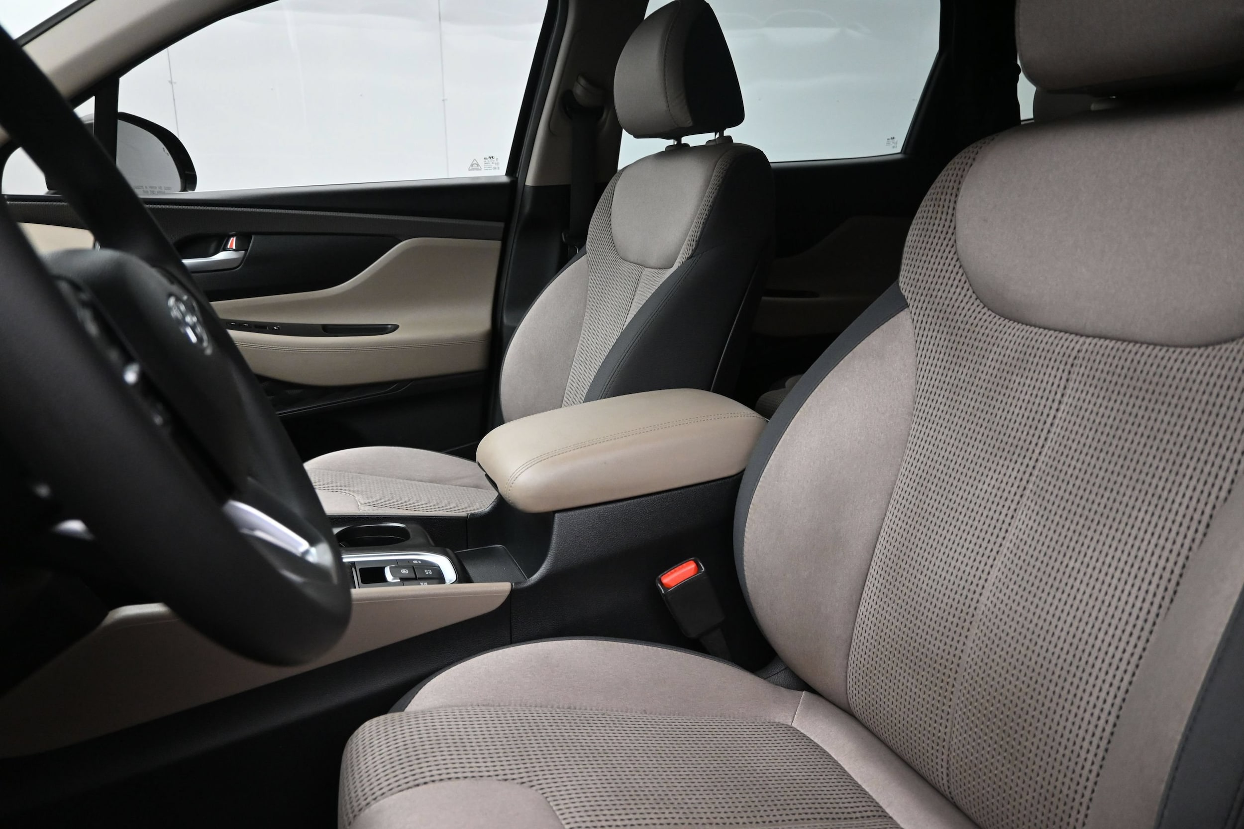 2020 Hyundai Santa Fe SEL - Photo 11