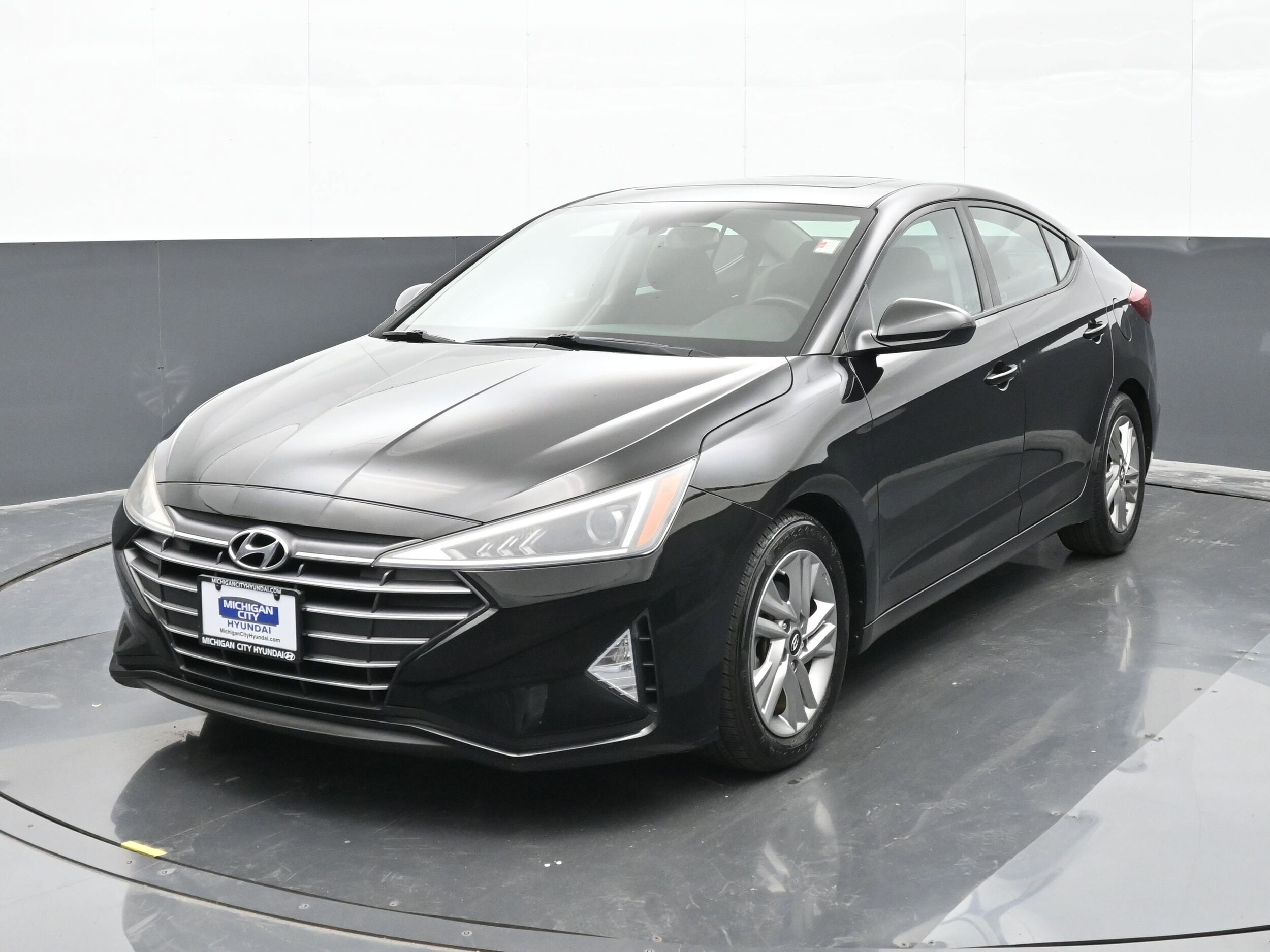 2019 Hyundai Elantra SEL Value Edition Limited photo 3