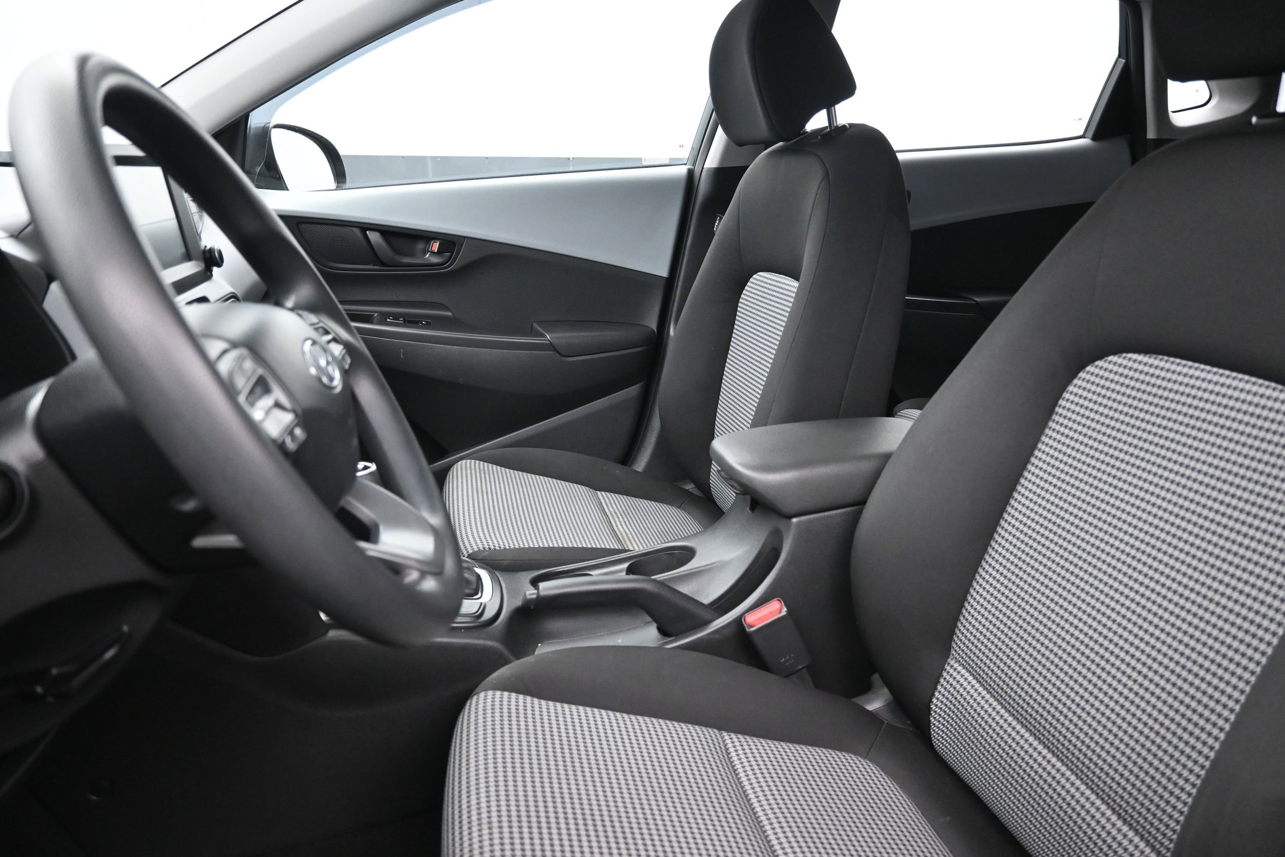 2021 Hyundai Kona SE - Photo 11