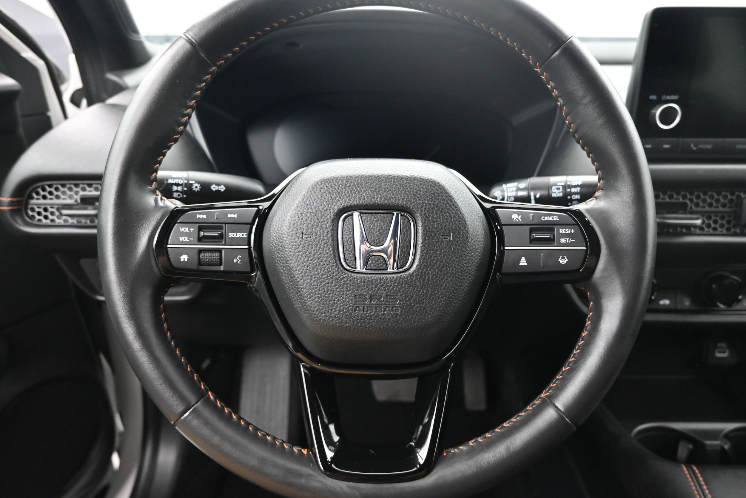 2025 Honda HR-V Sport - Photo 13