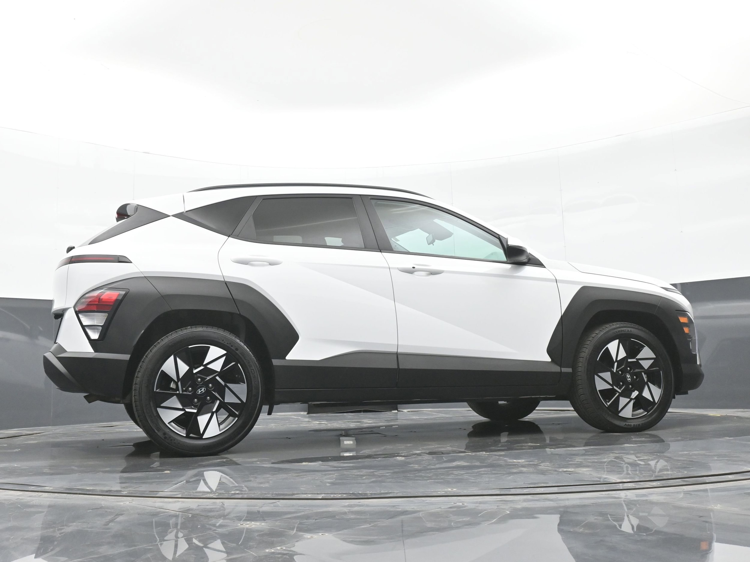 2024 Hyundai Kona SEL - Photo 40