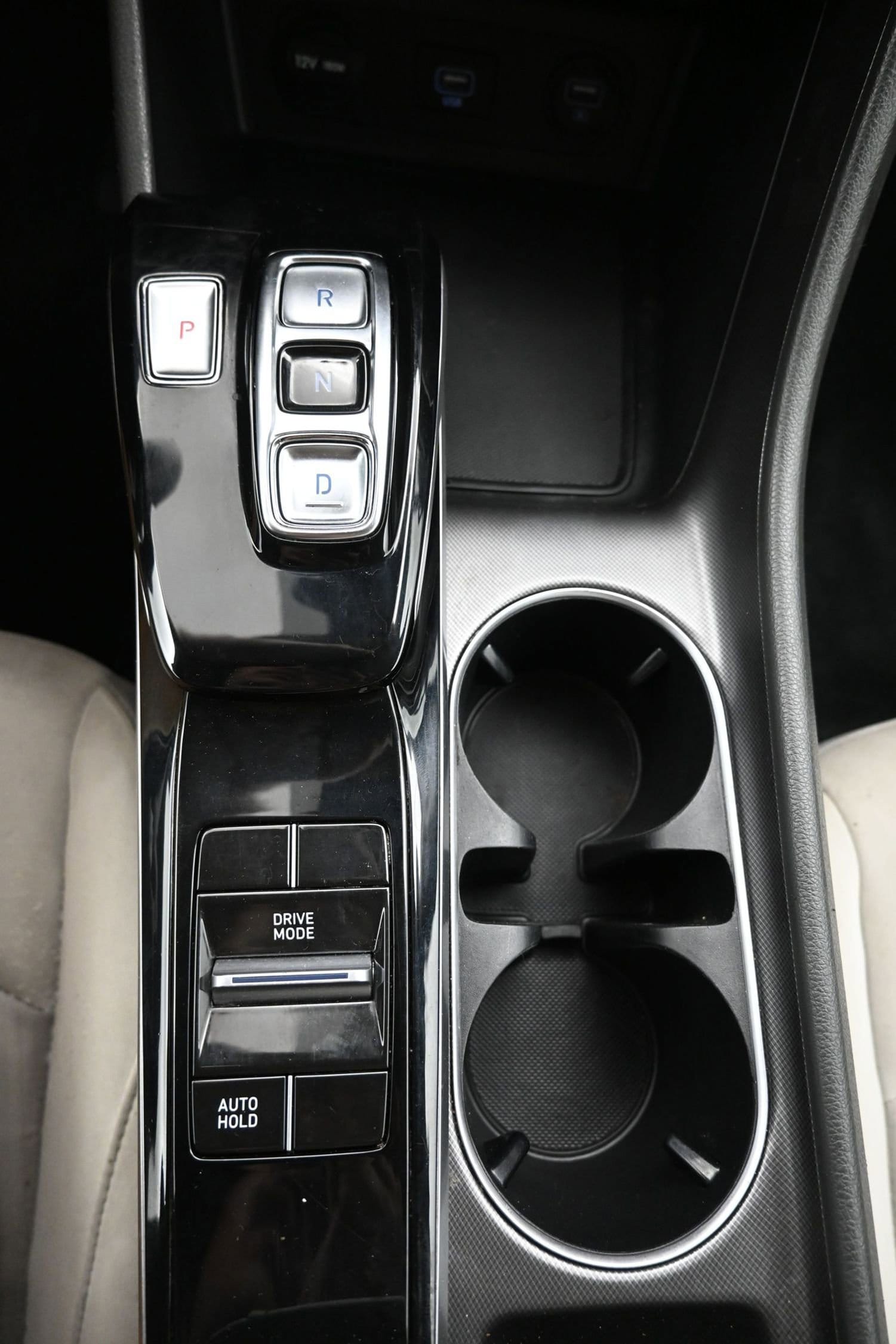 2023 Hyundai Sonata SE - Photo 19