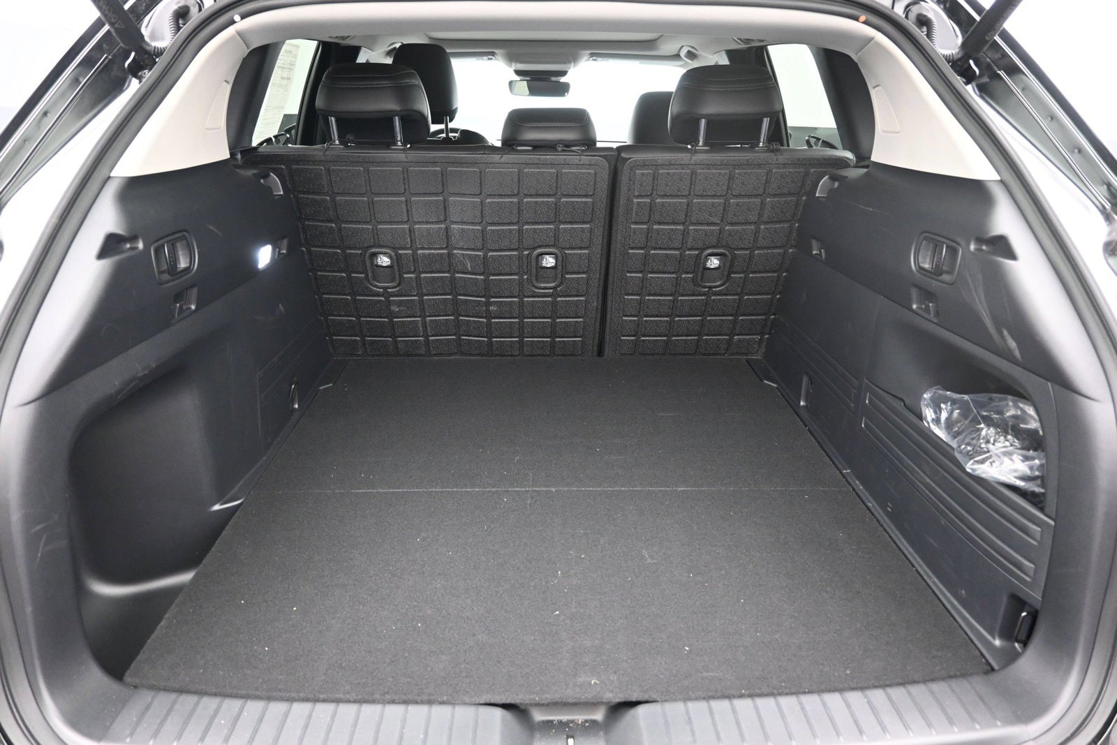 2026 Mazda CX-50 Premium - Photo 22