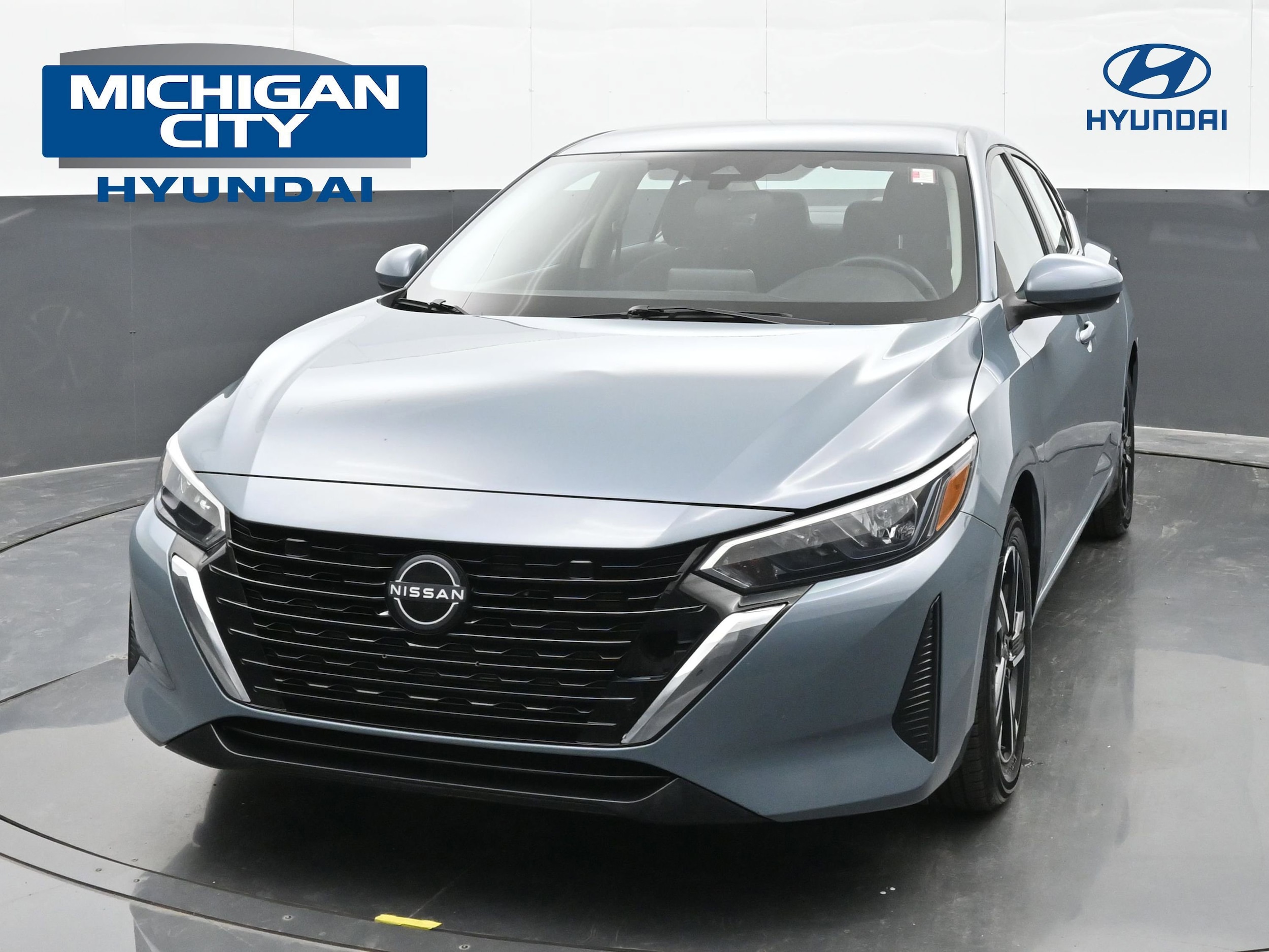 2024 Nissan Sentra SV's photo